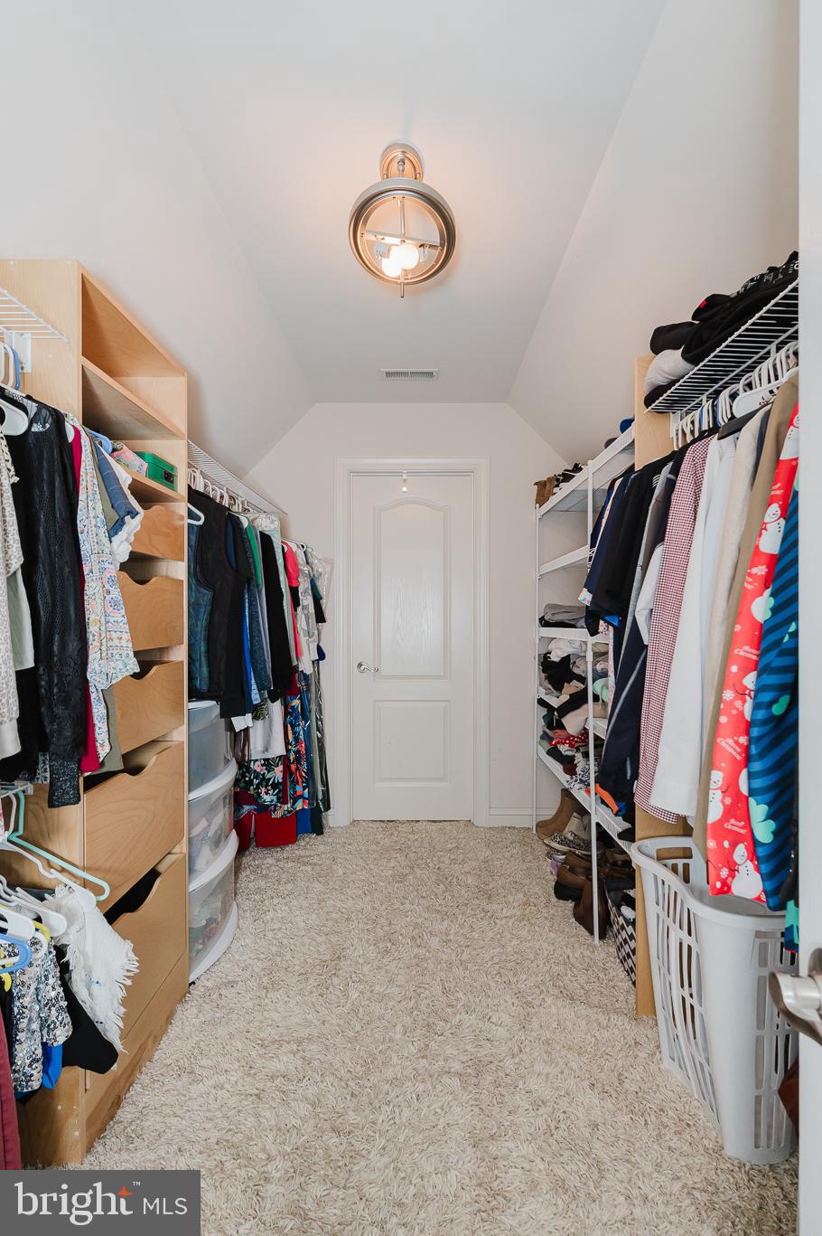 FOX CHASE - Residential