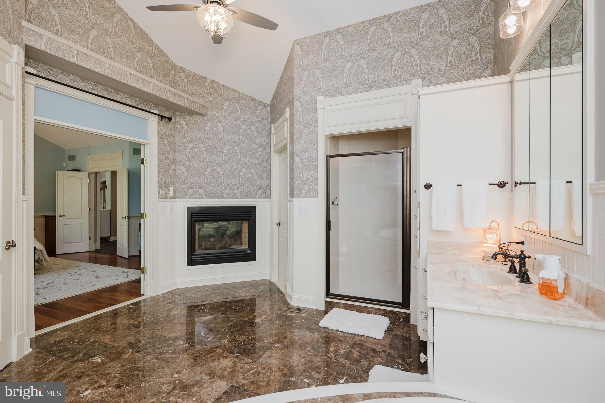 FOX CHASE - Residential