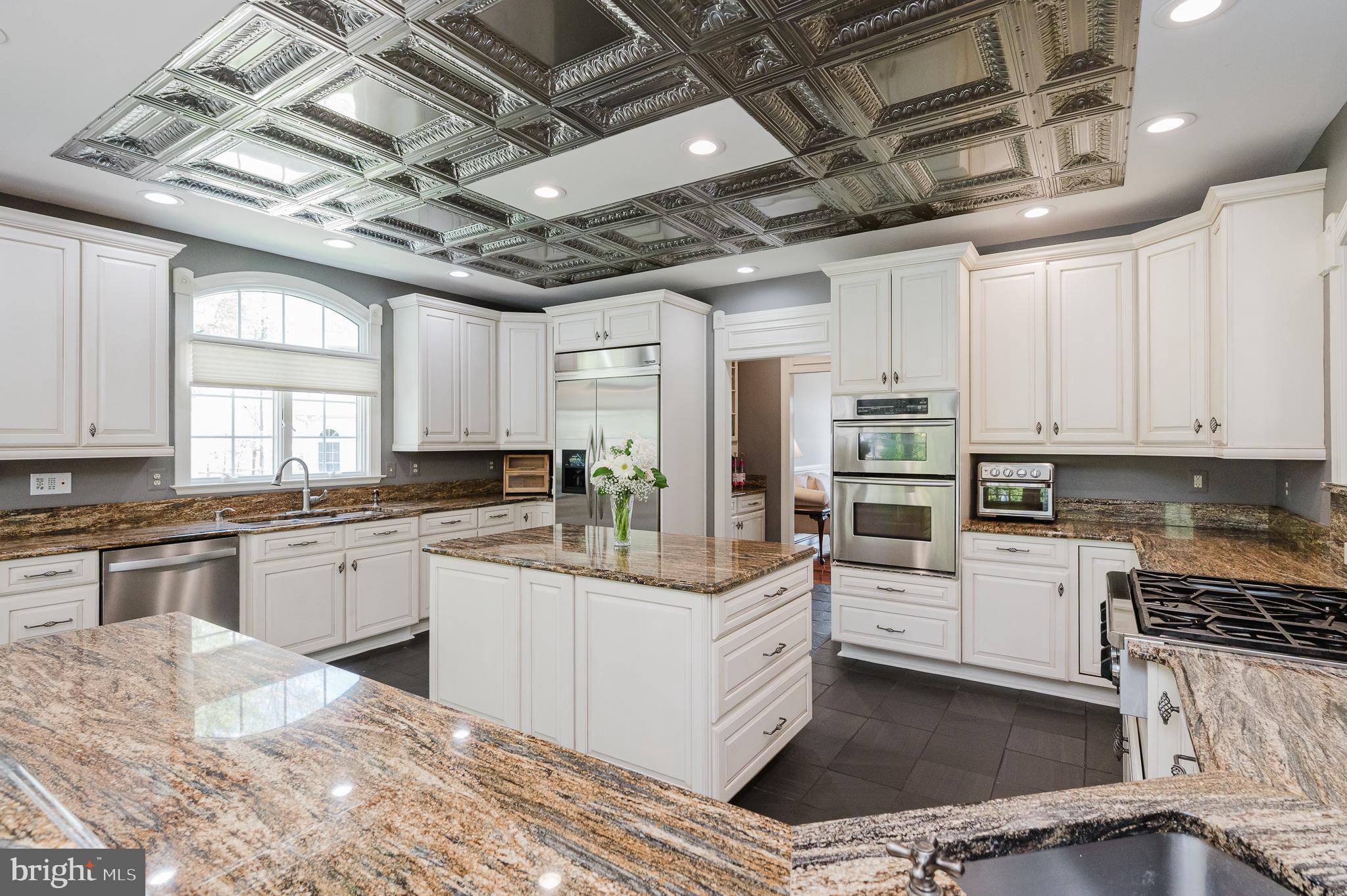 FOX CHASE - Residential