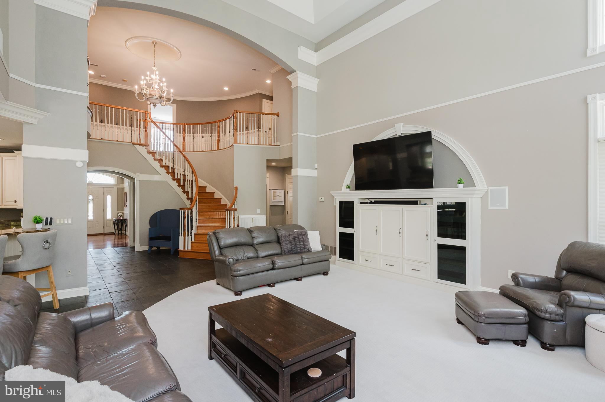 FOX CHASE - Residential