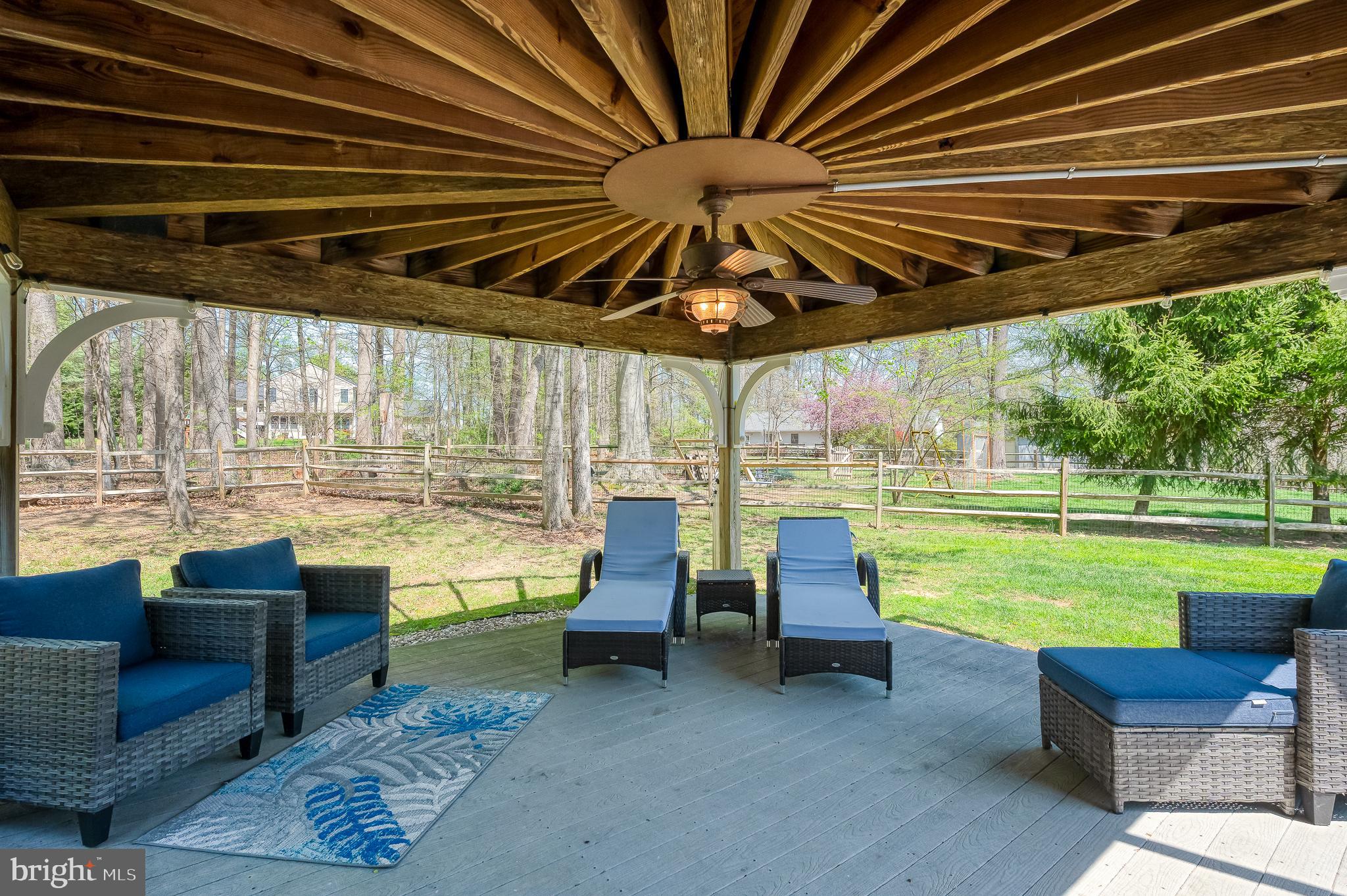 FOX CHASE - Residential