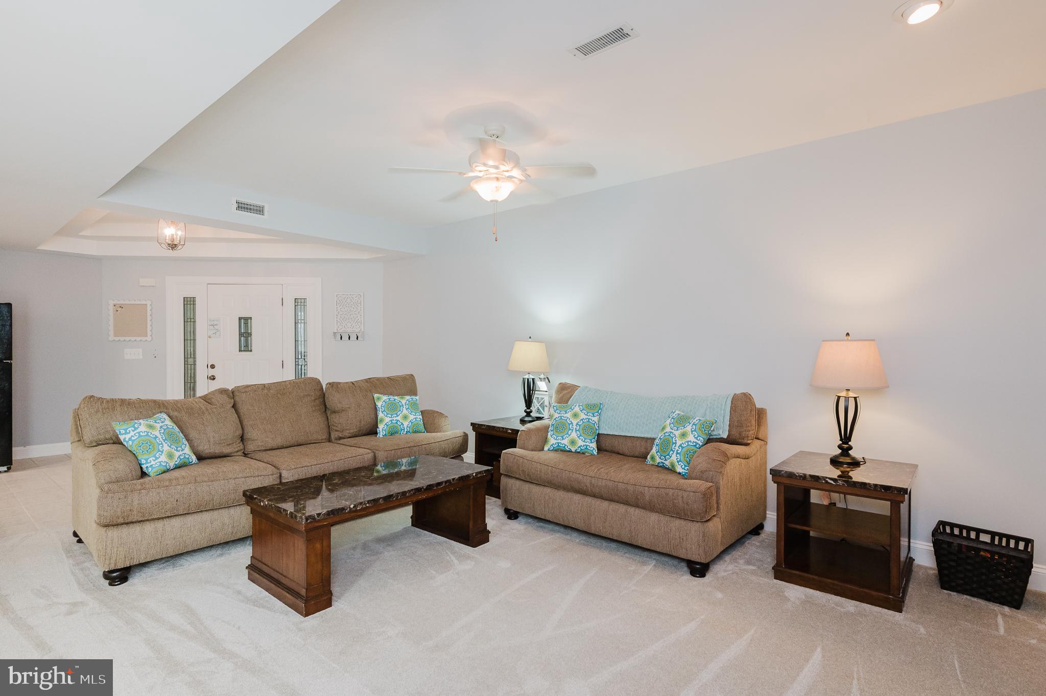 FOX CHASE - Residential