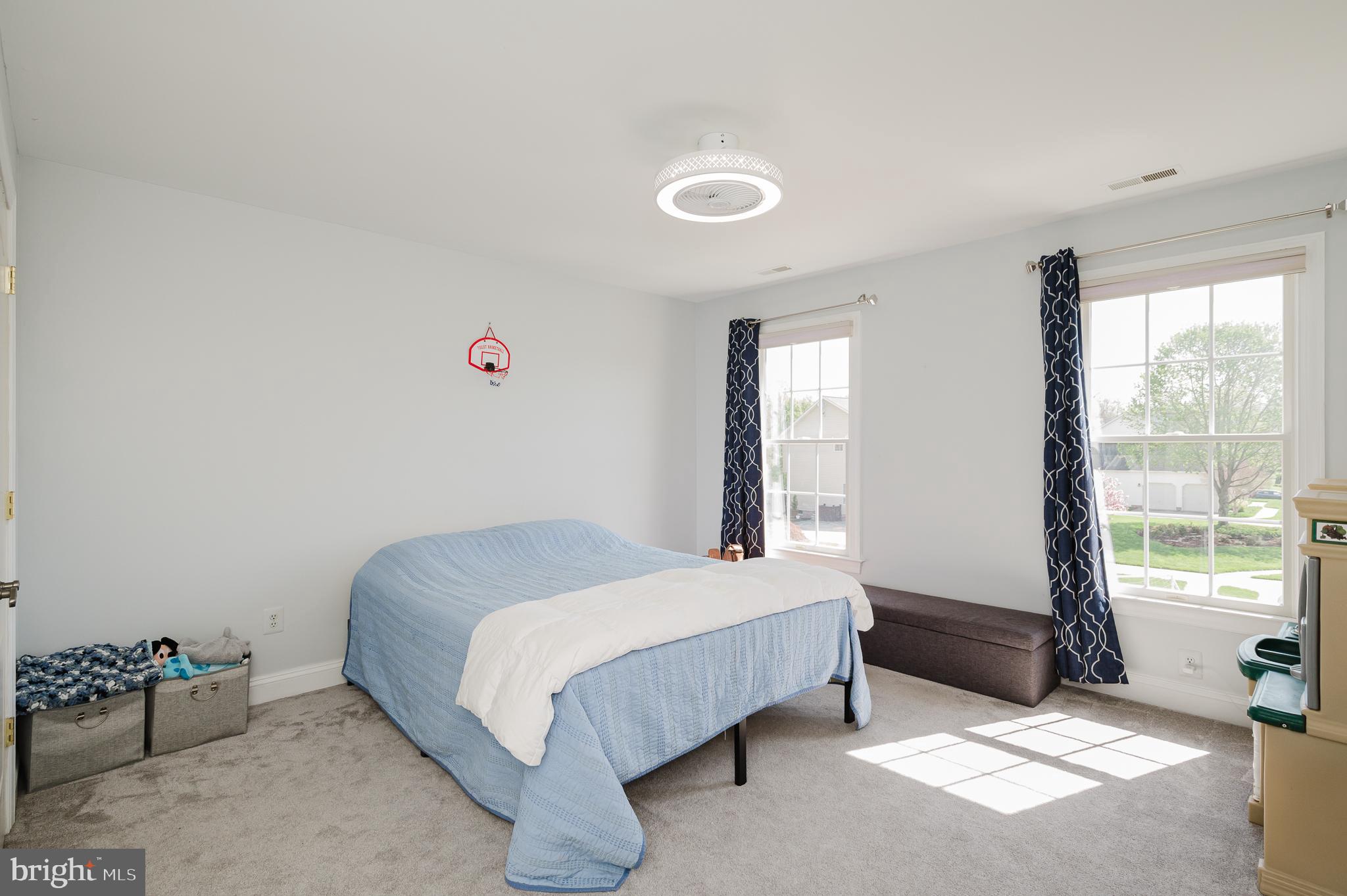 FOX CHASE - Residential