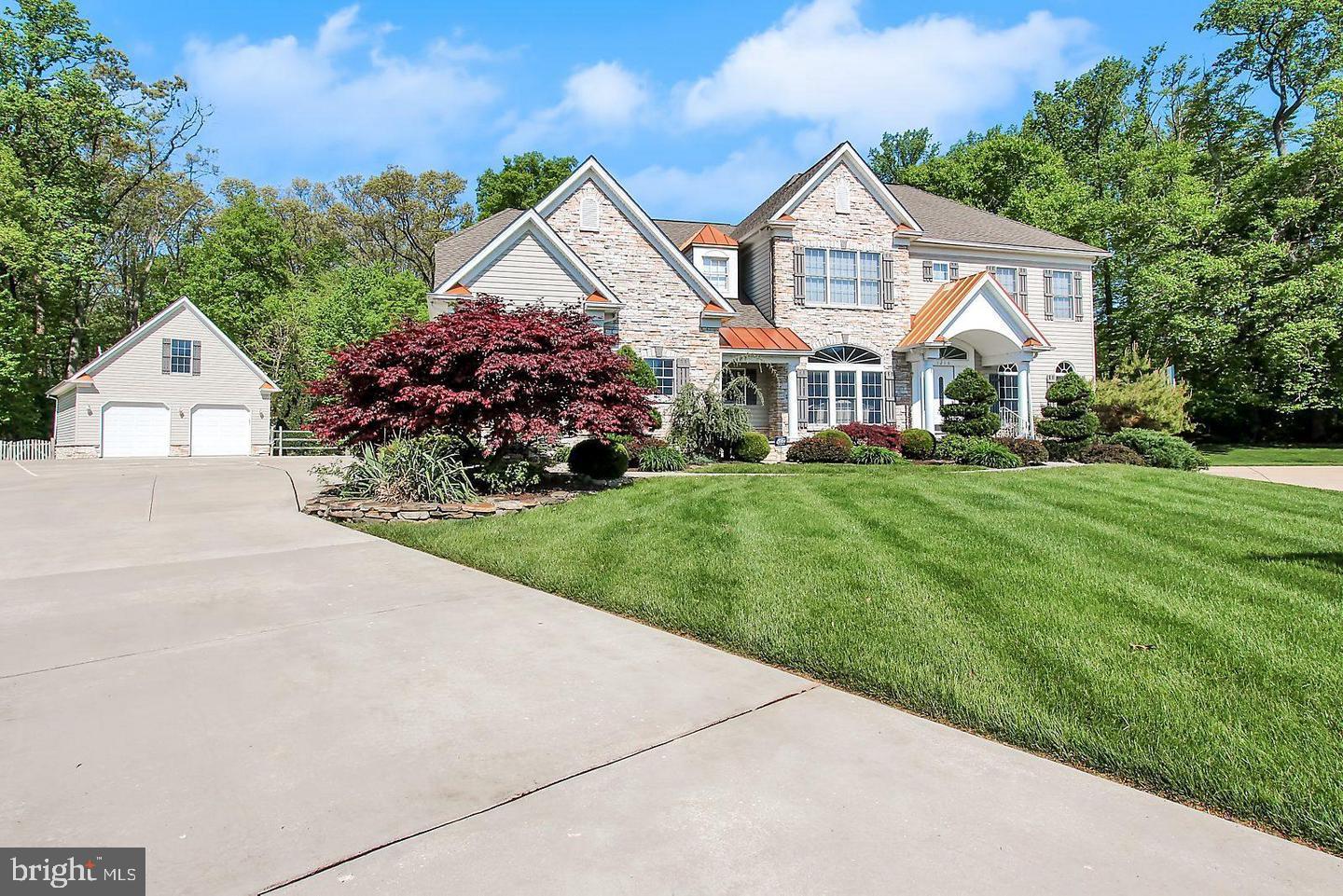 FOX CHASE - Residential