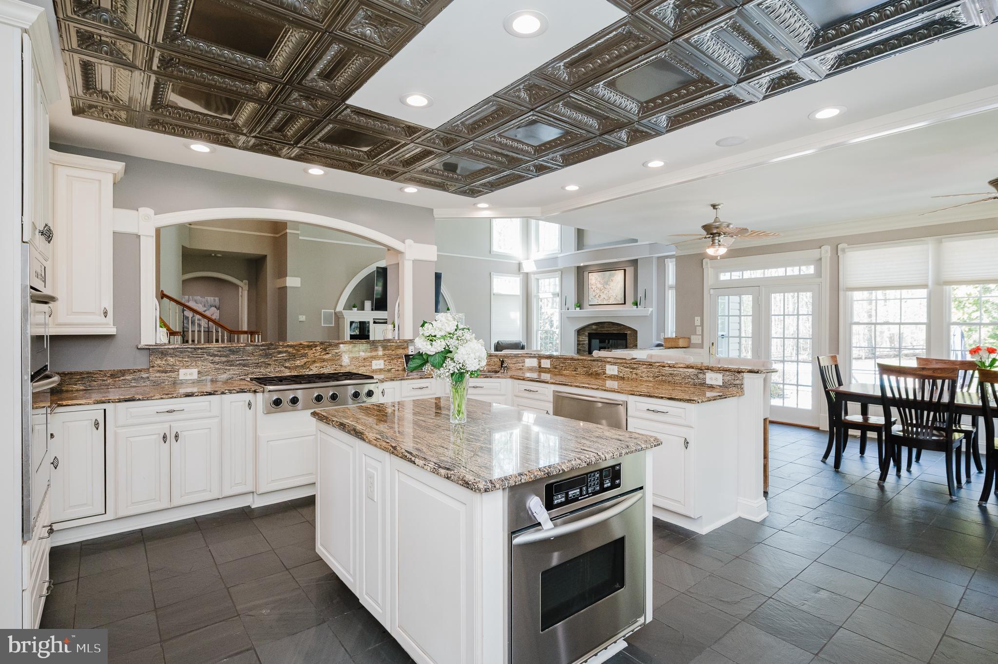 FOX CHASE - Residential