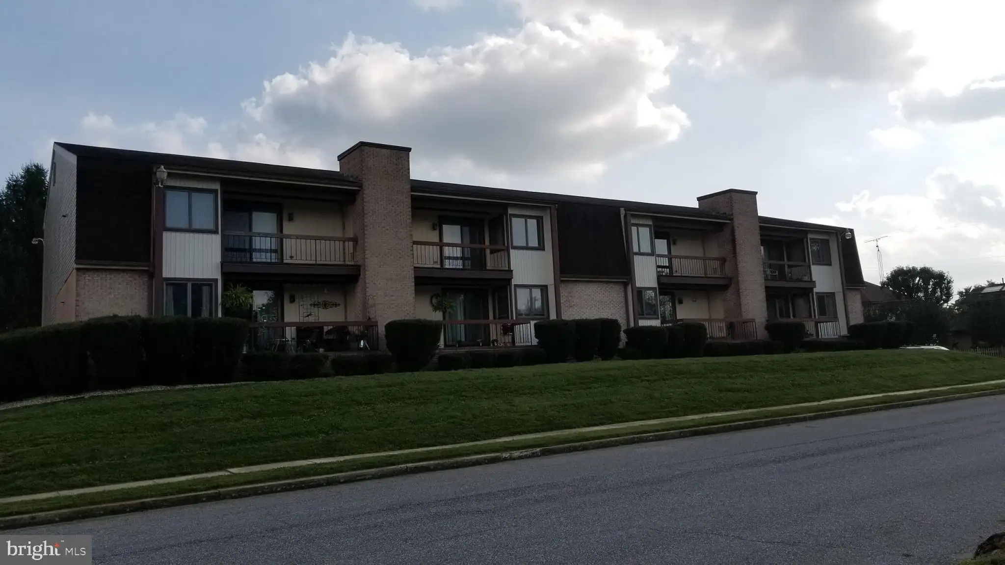1240 Fifth Street S, Chambersburg, PA 17201