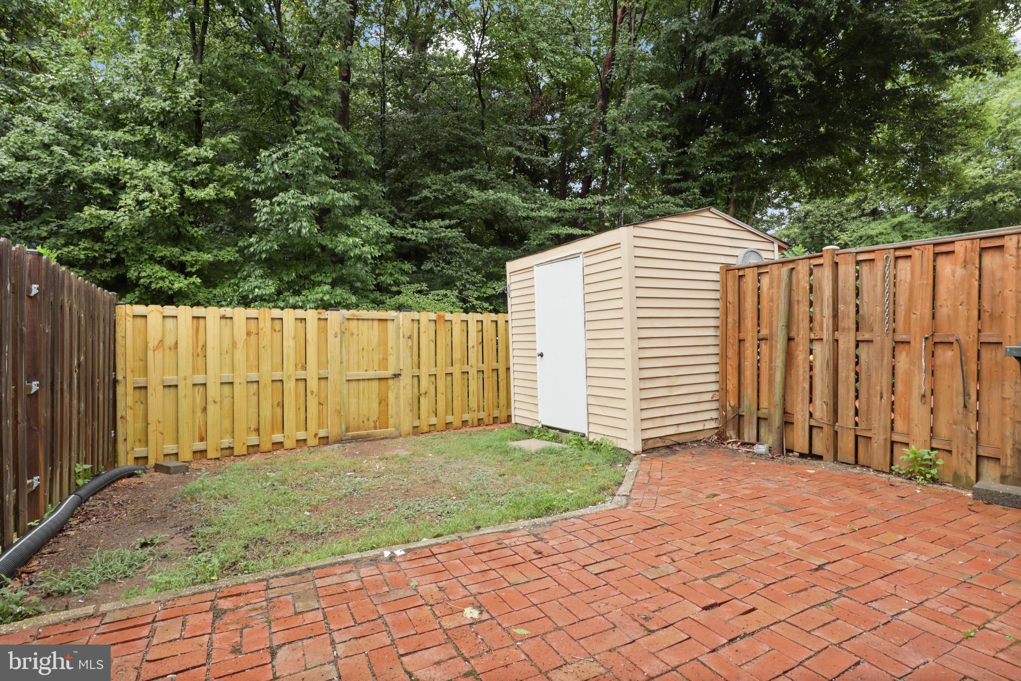 NEWINGTON FOREST - Residential Lease