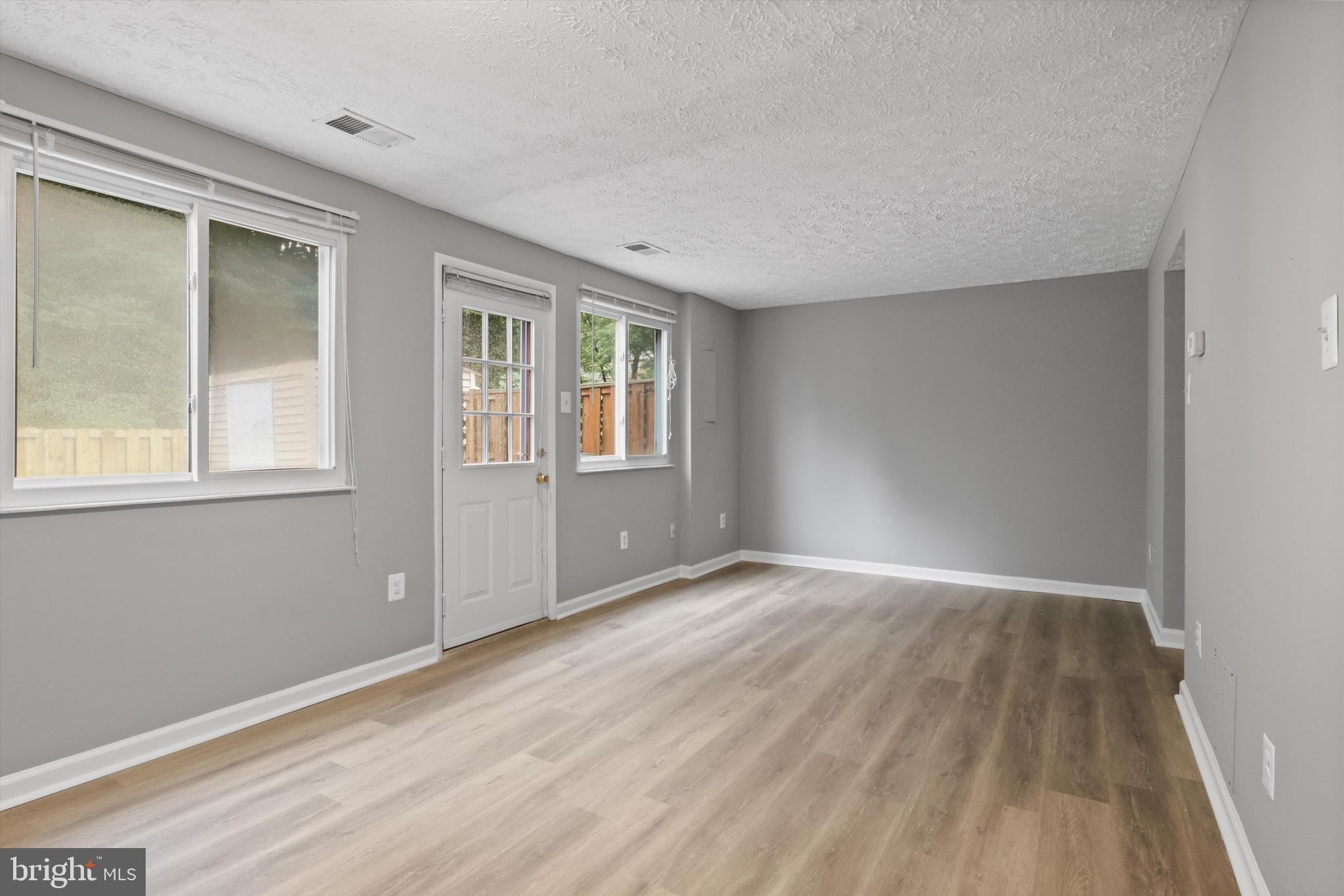 NEWINGTON FOREST - Residential Lease