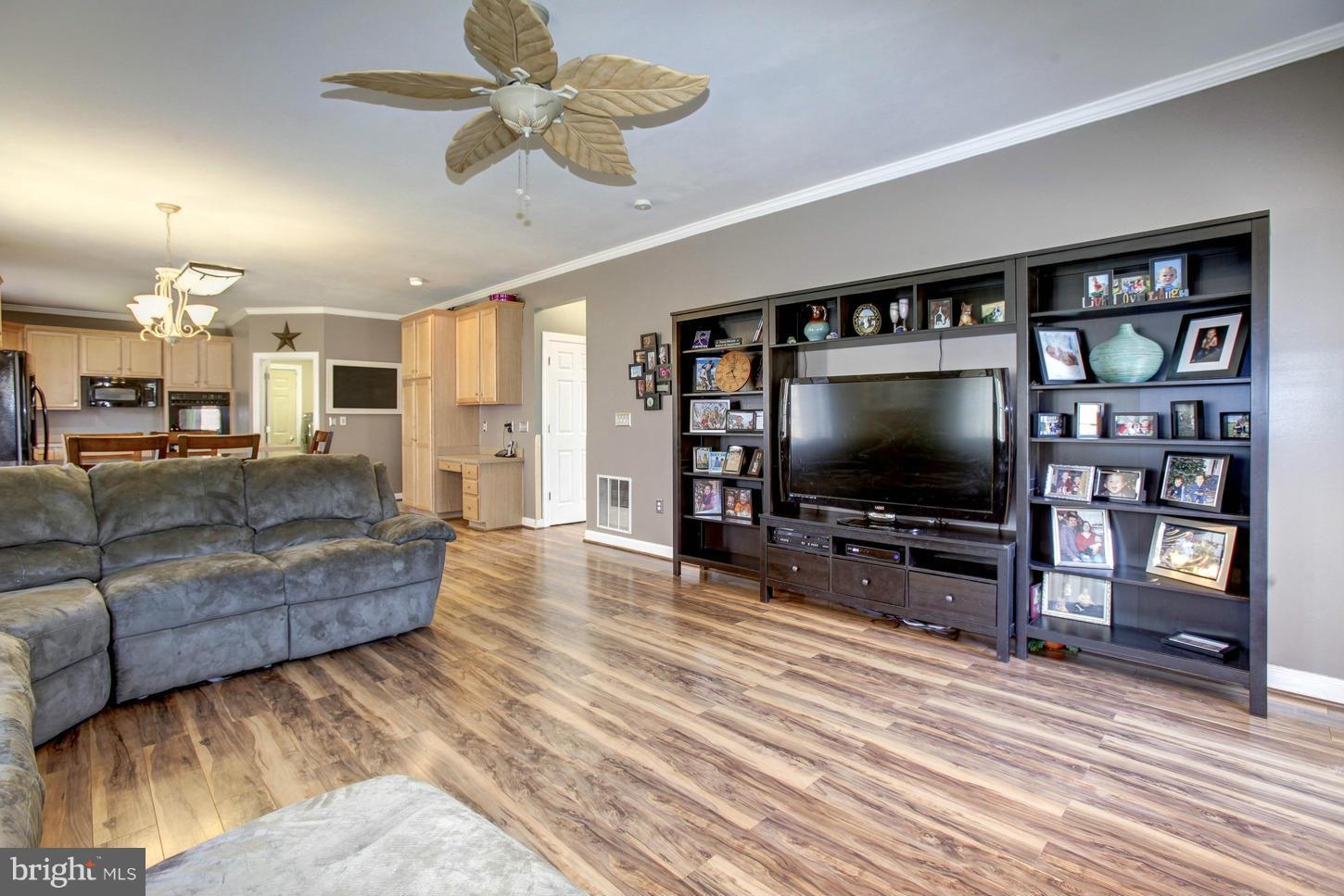 WHISPERWOOD - Residential