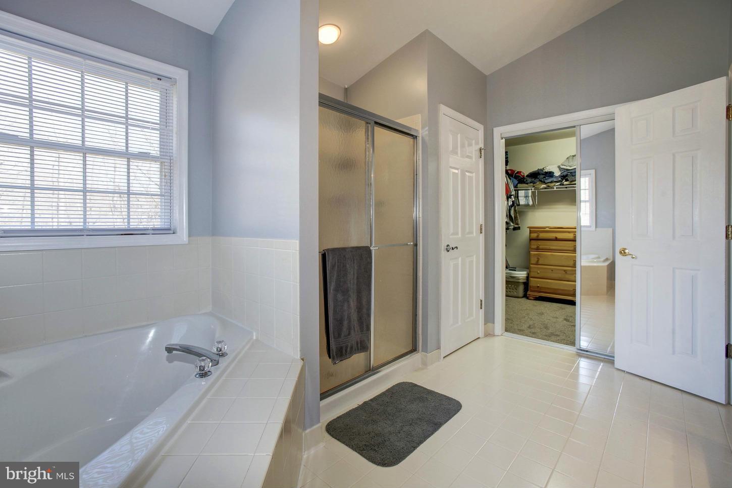 WHISPERWOOD - Residential