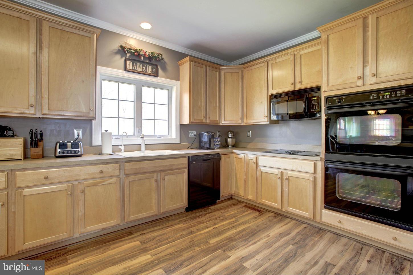 WHISPERWOOD - Residential