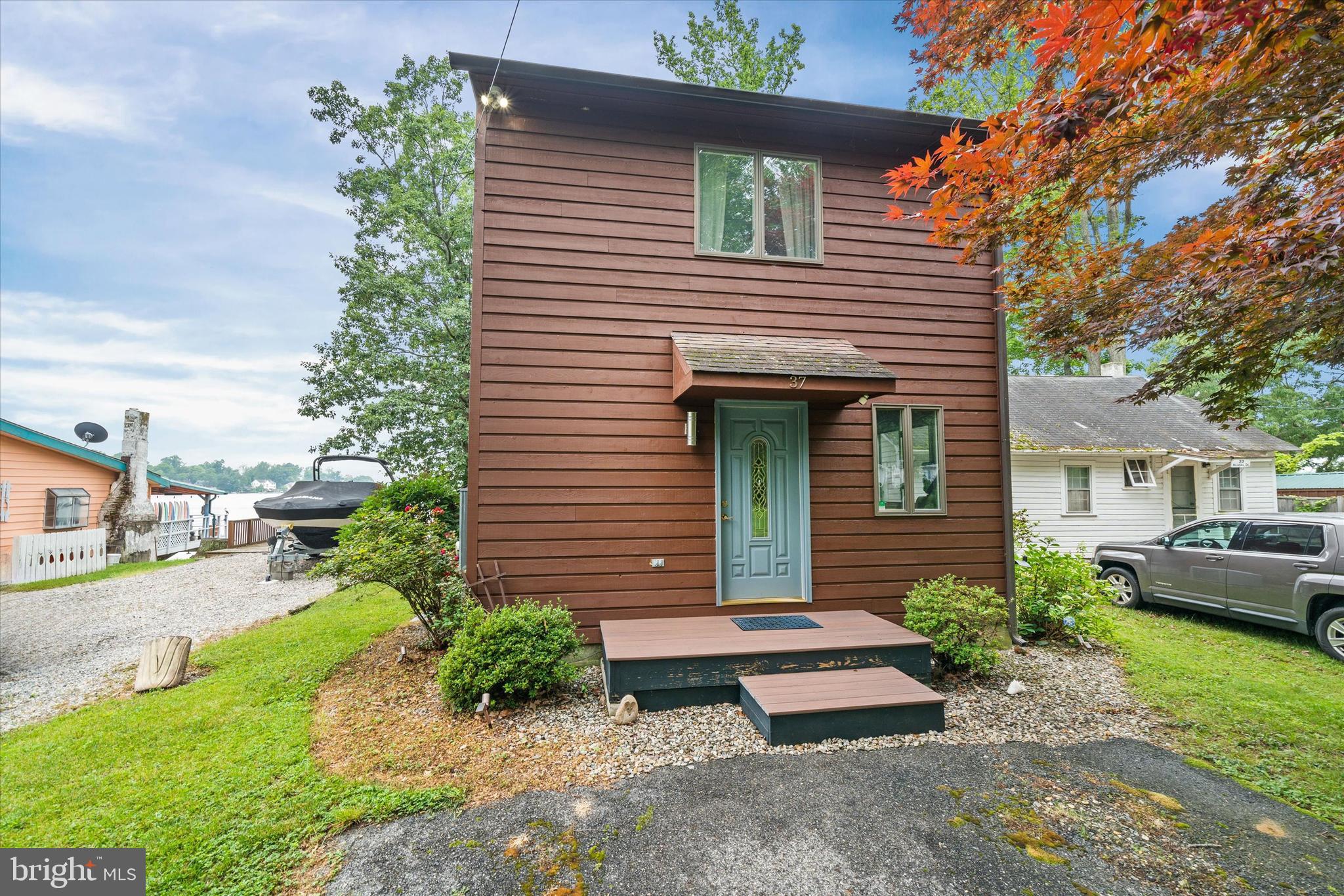 37 MAINSAIL DRIVE