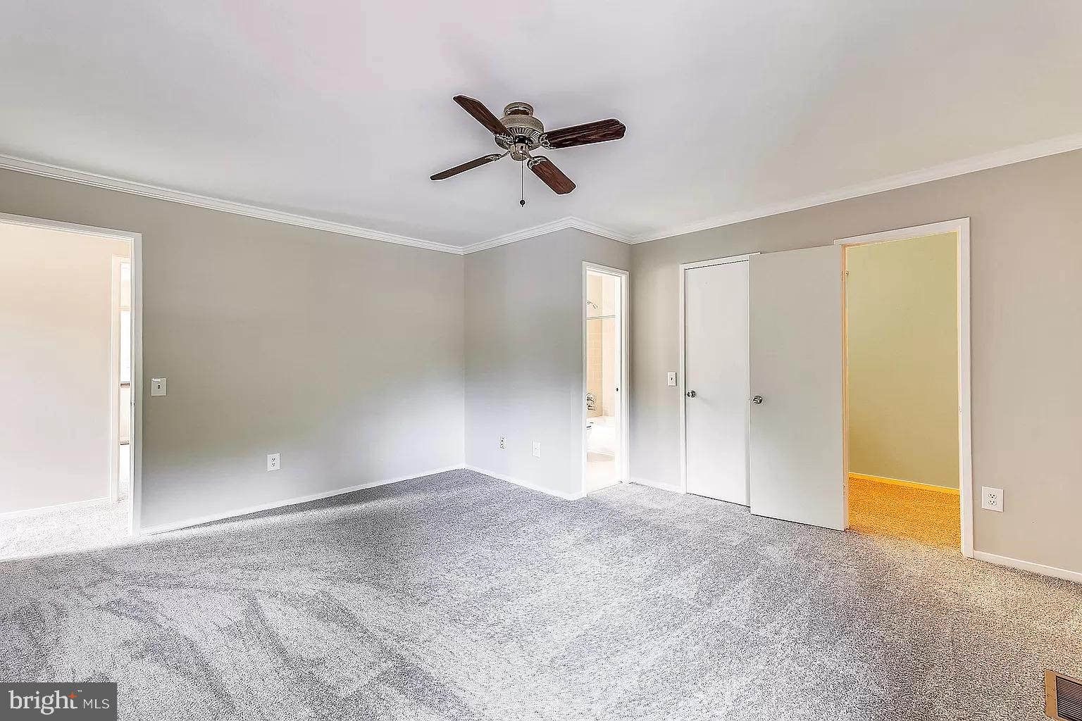 WHEELWRIGHT CLUSTER - Residential