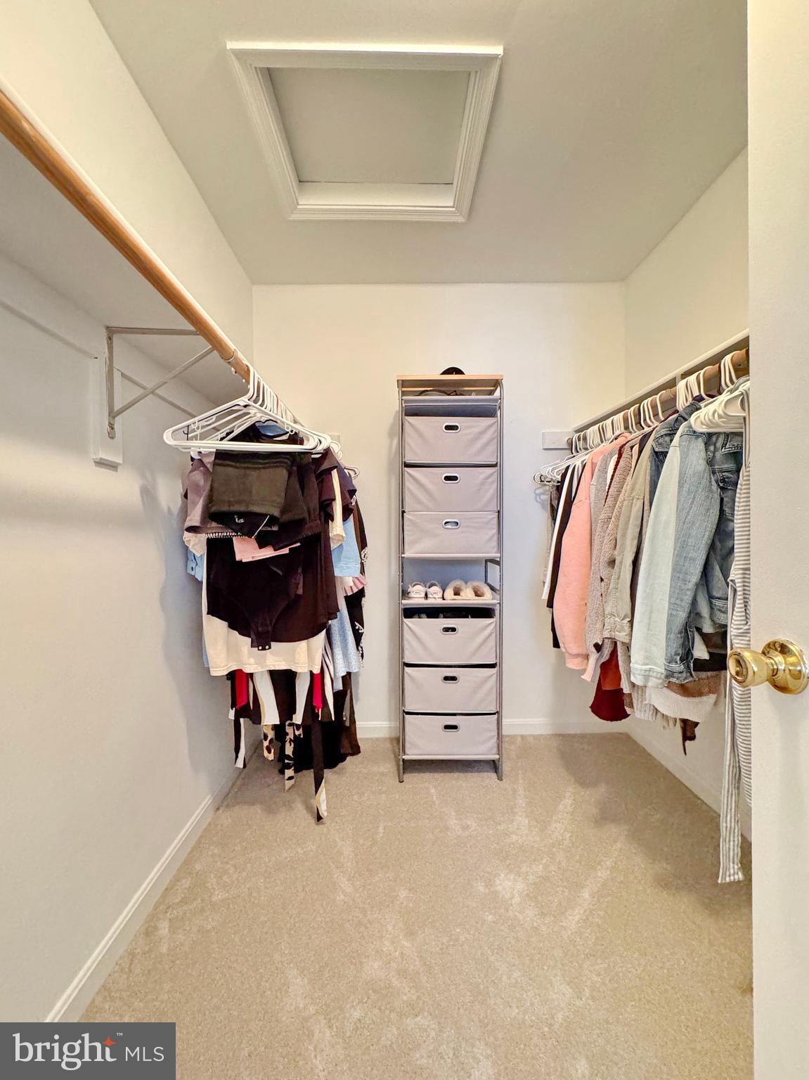 BAYSIDE TOWNHOUSES - Residential