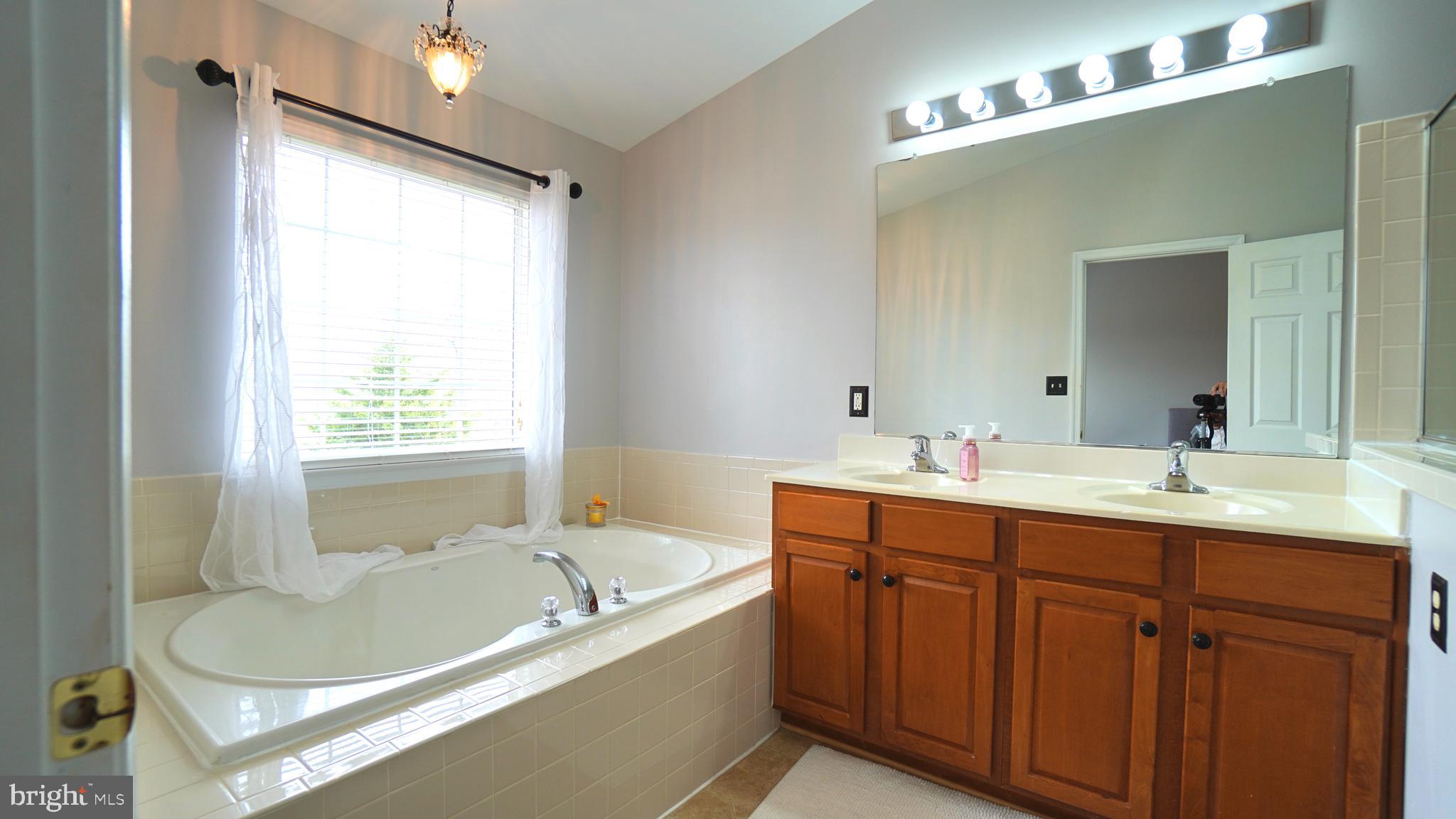 TAMARLANE - Residential