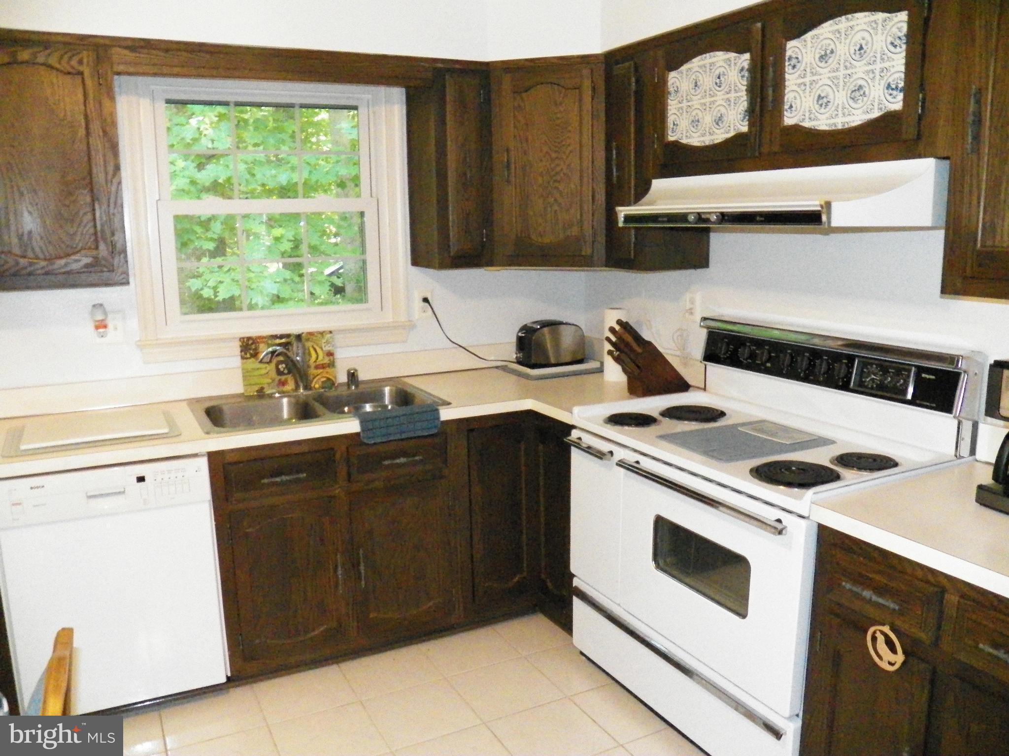 RUSTIC HILLS - Residential