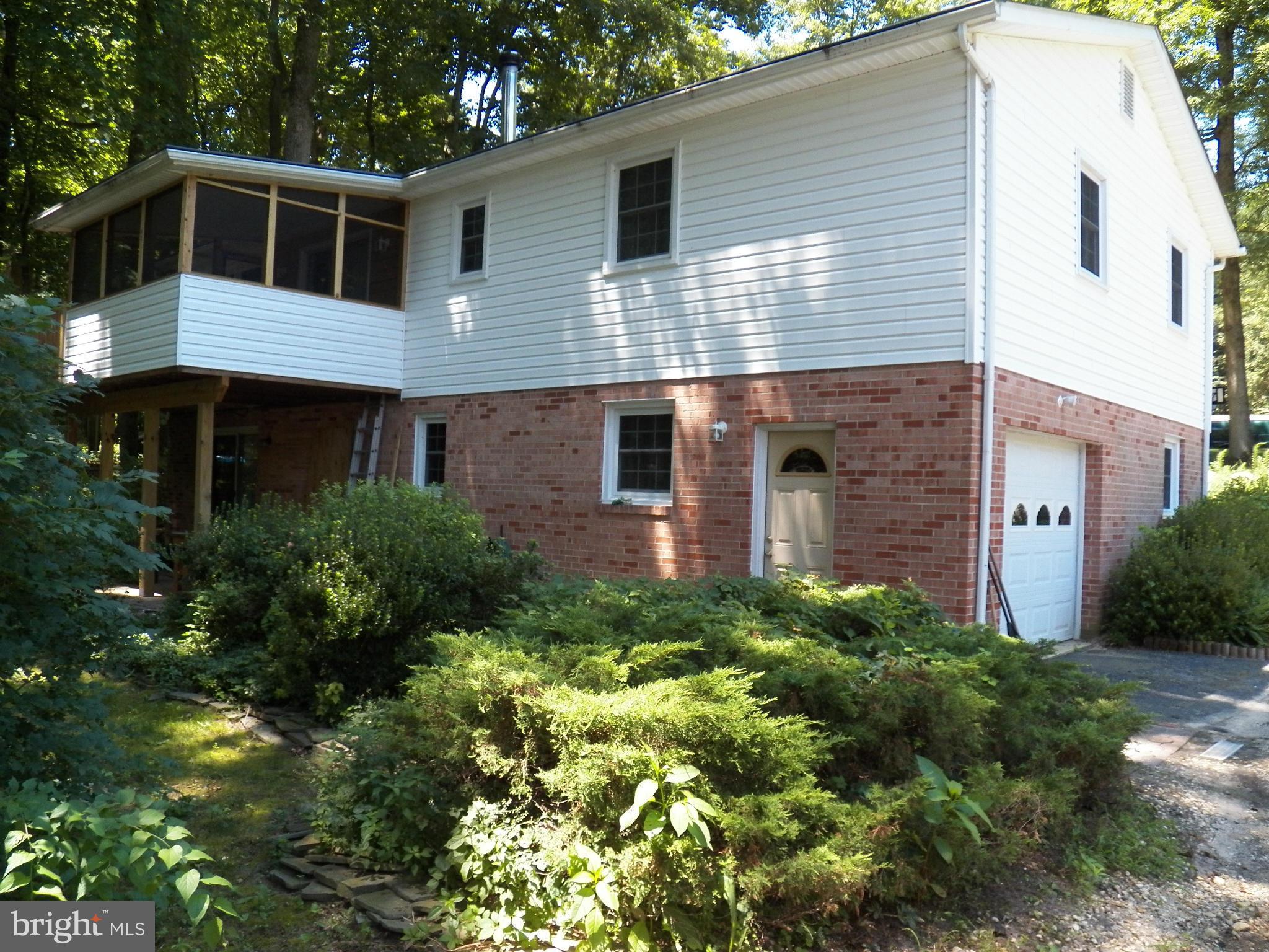 RUSTIC HILLS - Residential