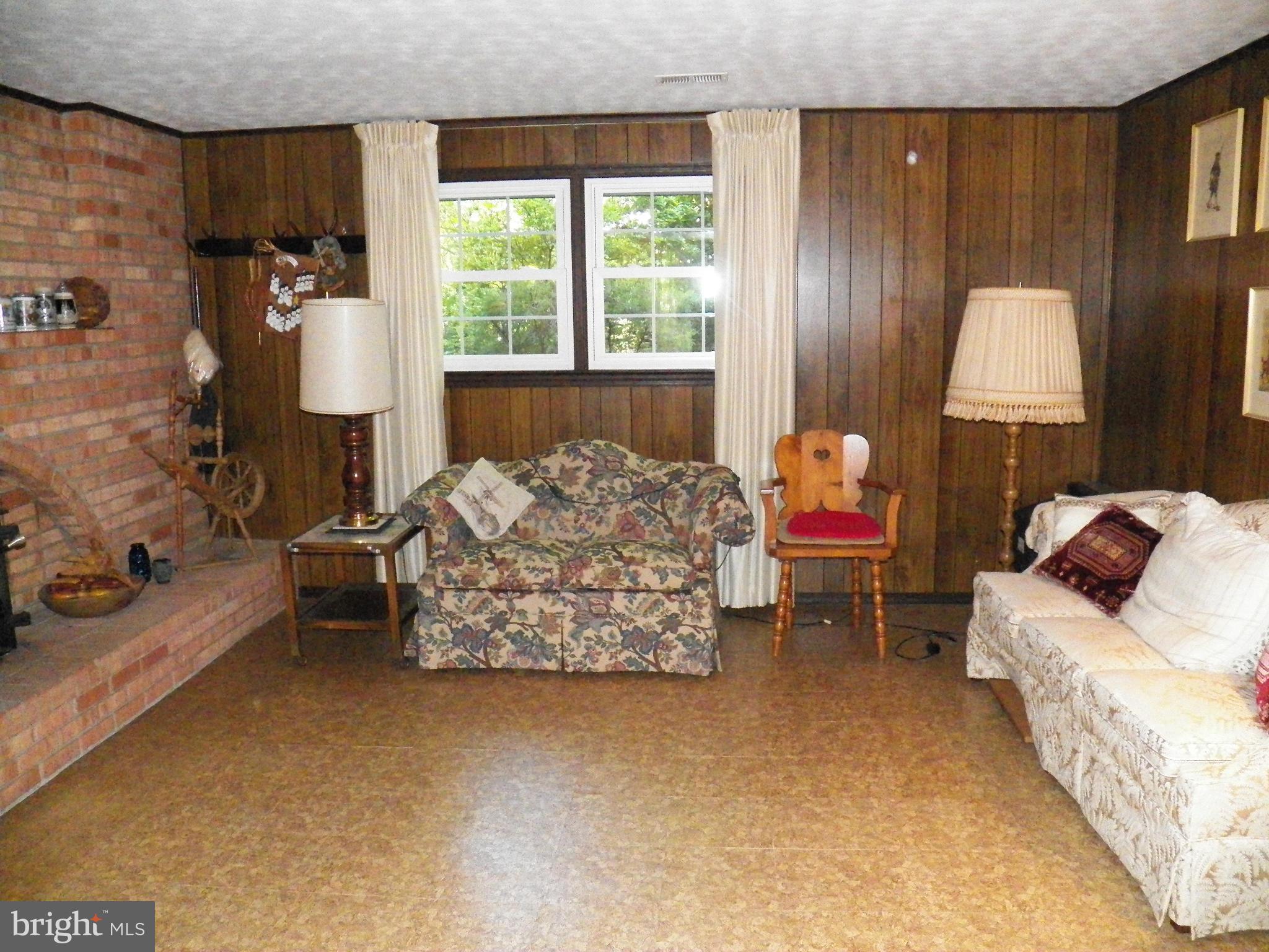 RUSTIC HILLS - Residential