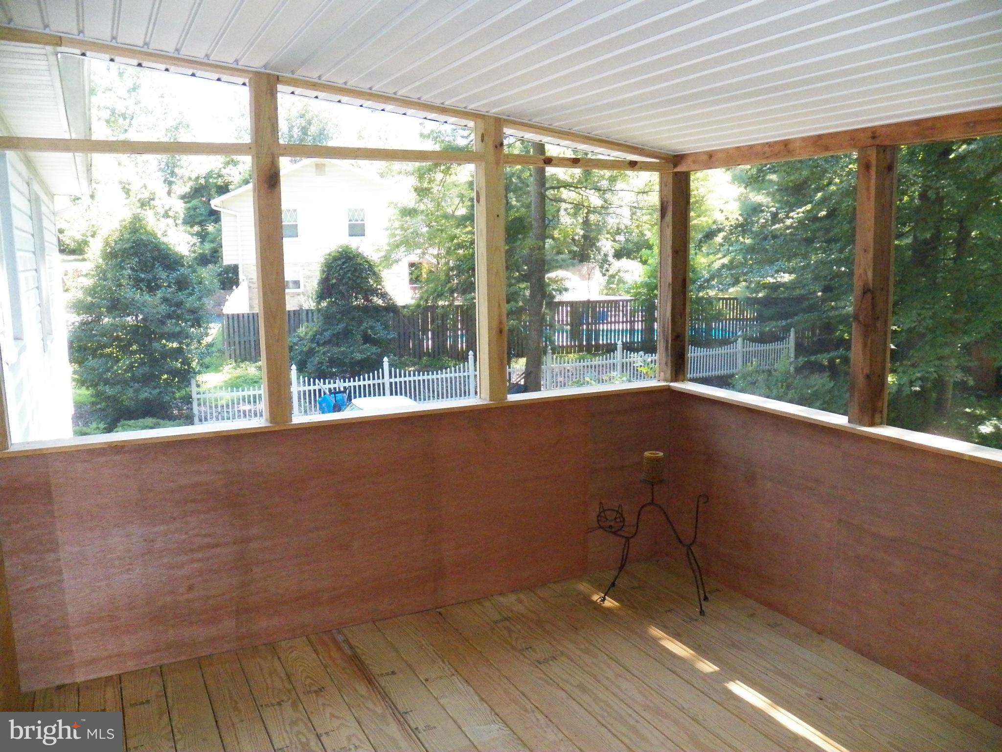 RUSTIC HILLS - Residential