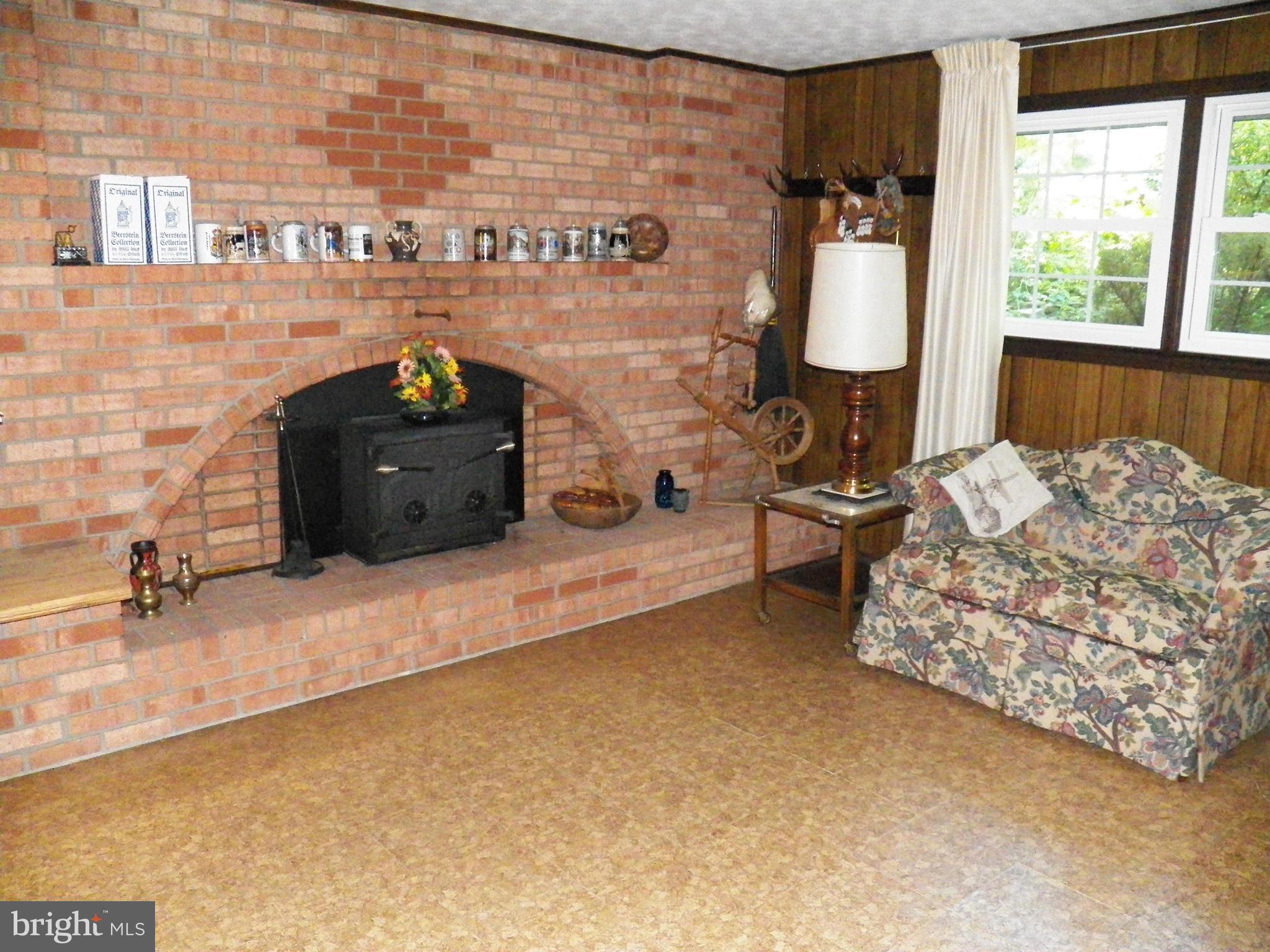 RUSTIC HILLS - Residential