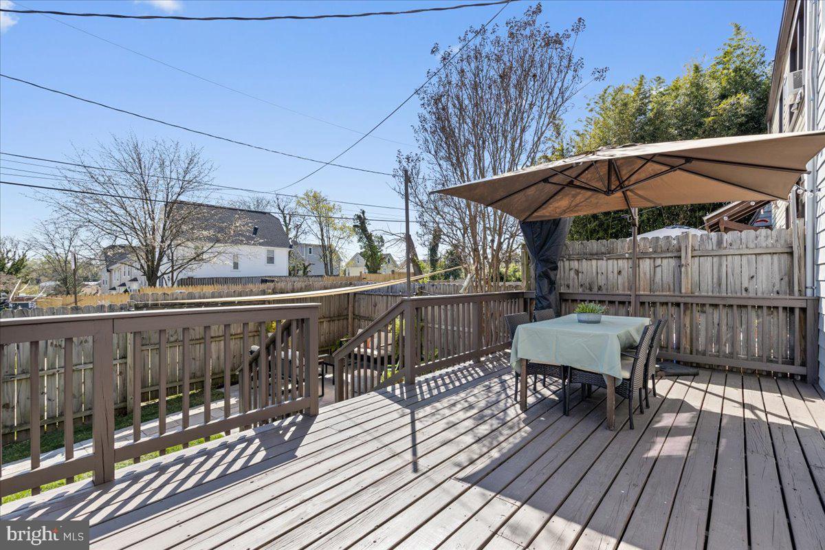 LAKE EVESHAM HISTORIC DISTRICT - Residential