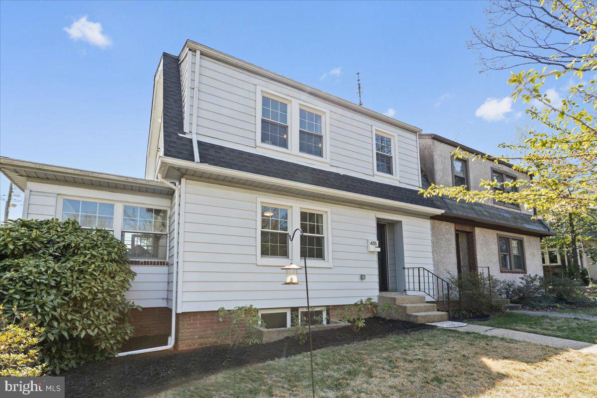 LAKE EVESHAM HISTORIC DISTRICT - Residential