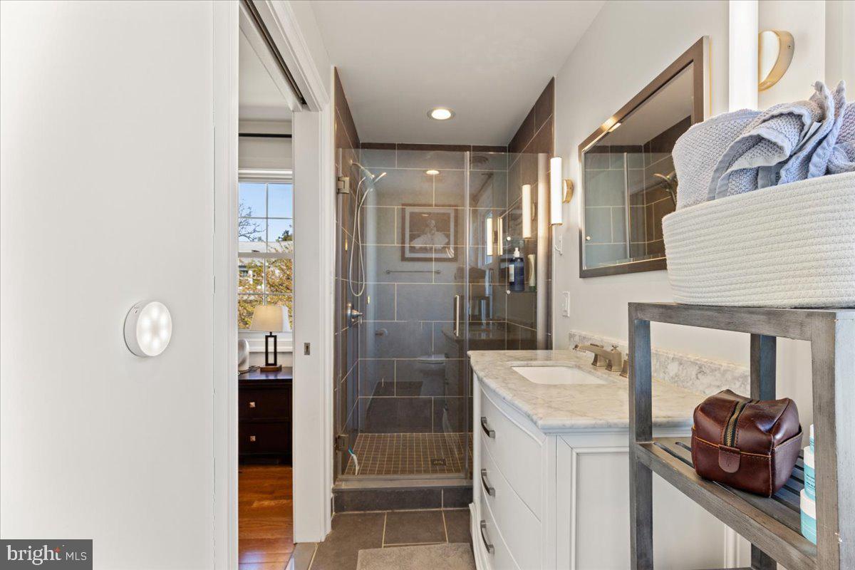 LAKE EVESHAM HISTORIC DISTRICT - Residential