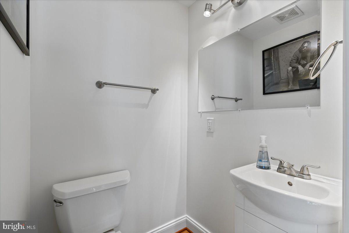 LAKE EVESHAM HISTORIC DISTRICT - Residential