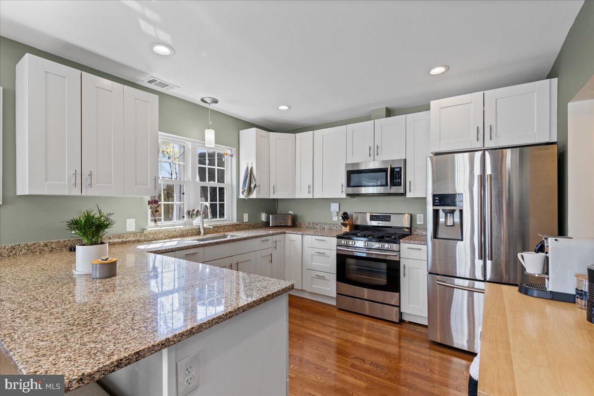 LAKE EVESHAM HISTORIC DISTRICT - Residential