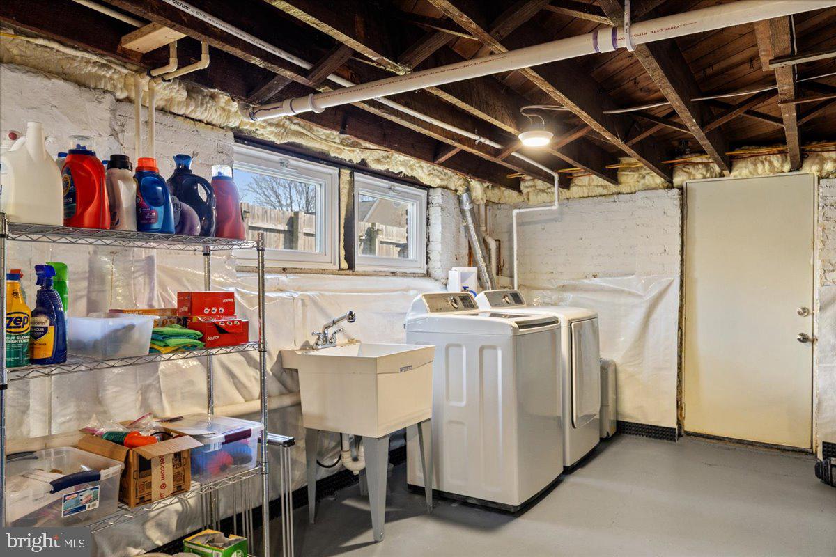 LAKE EVESHAM HISTORIC DISTRICT - Residential