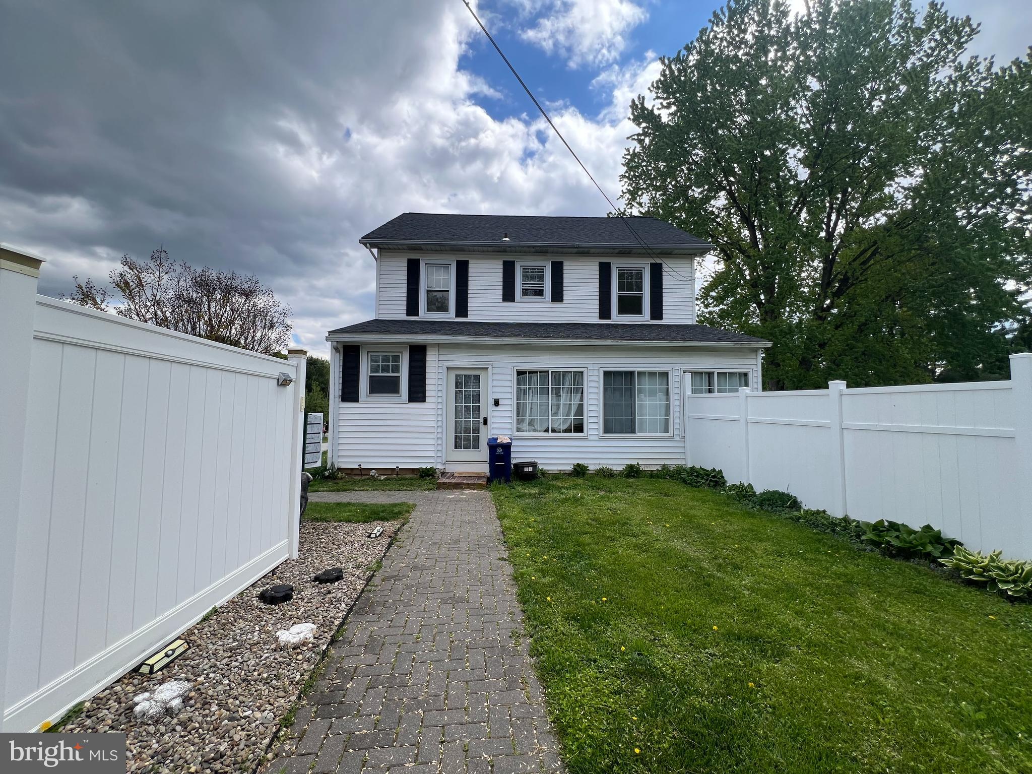 2332 EMORY ROAD
