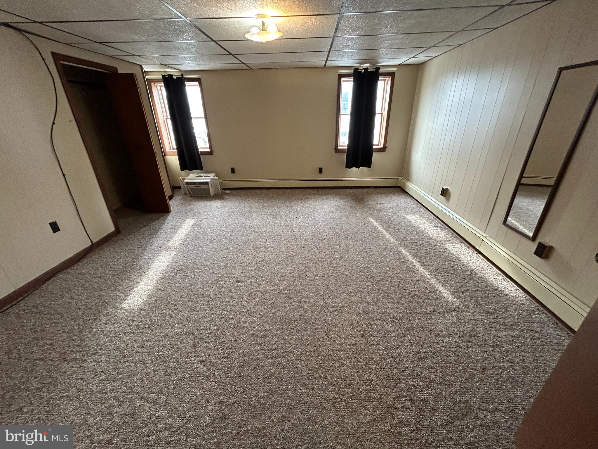 RESIDENTIAL - Residential Lease