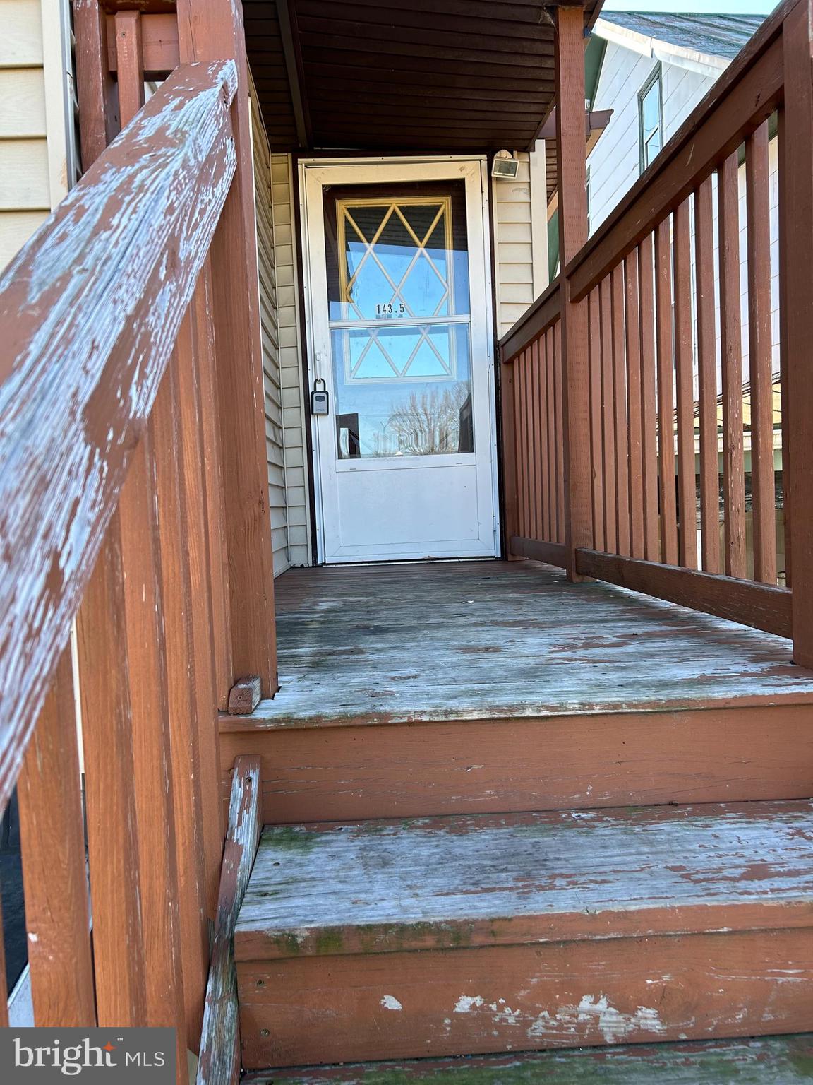 RESIDENTIAL - Residential Lease