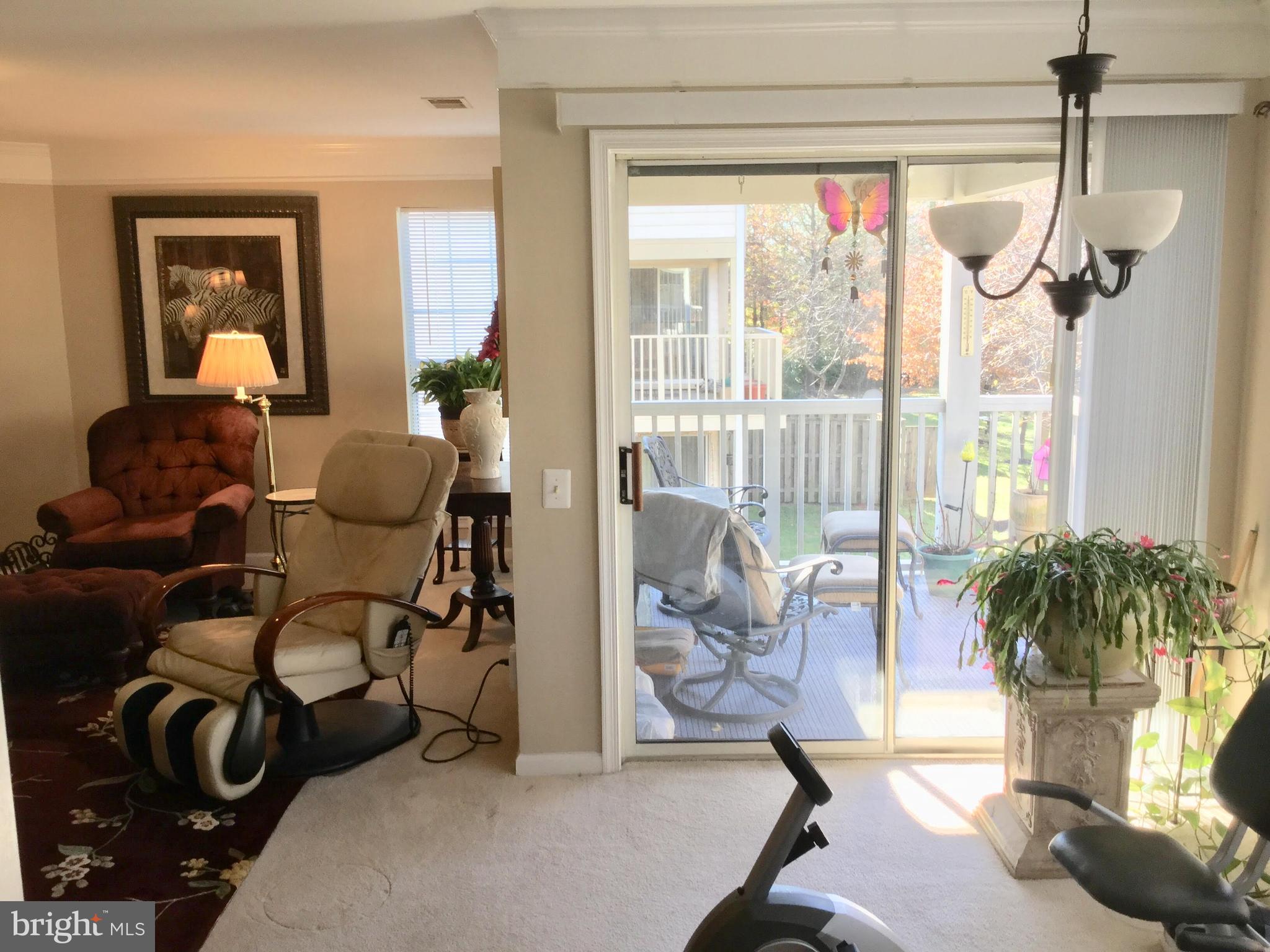 BULL RUN CONDO - Residential