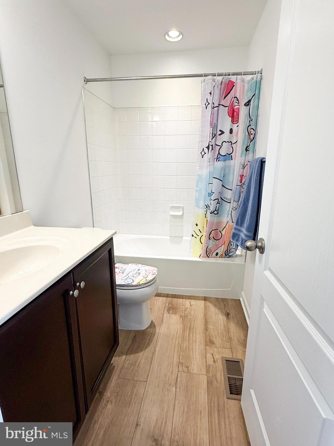 MCCAULEY CROSSING - Residential