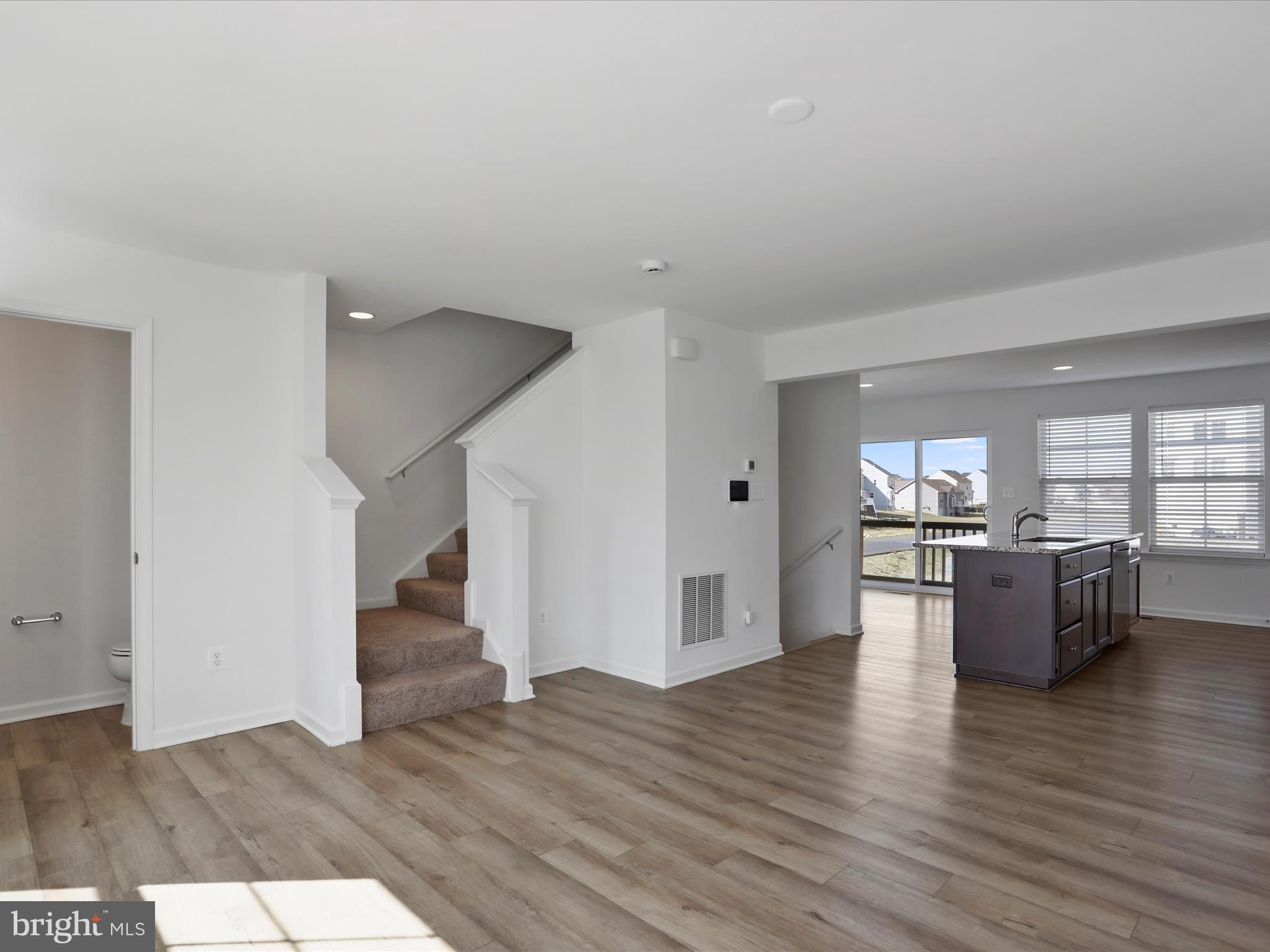 MCCAULEY CROSSING - Residential