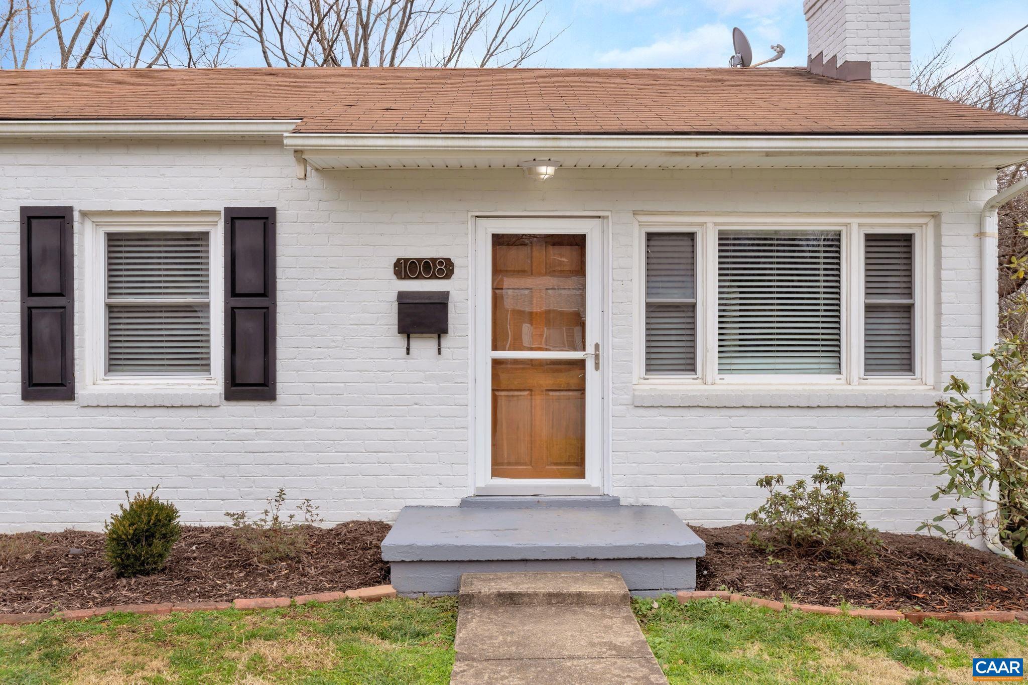 LOCUST GROVE - Residential