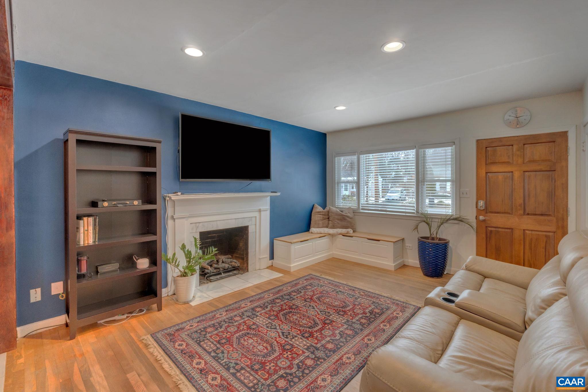 LOCUST GROVE - Residential