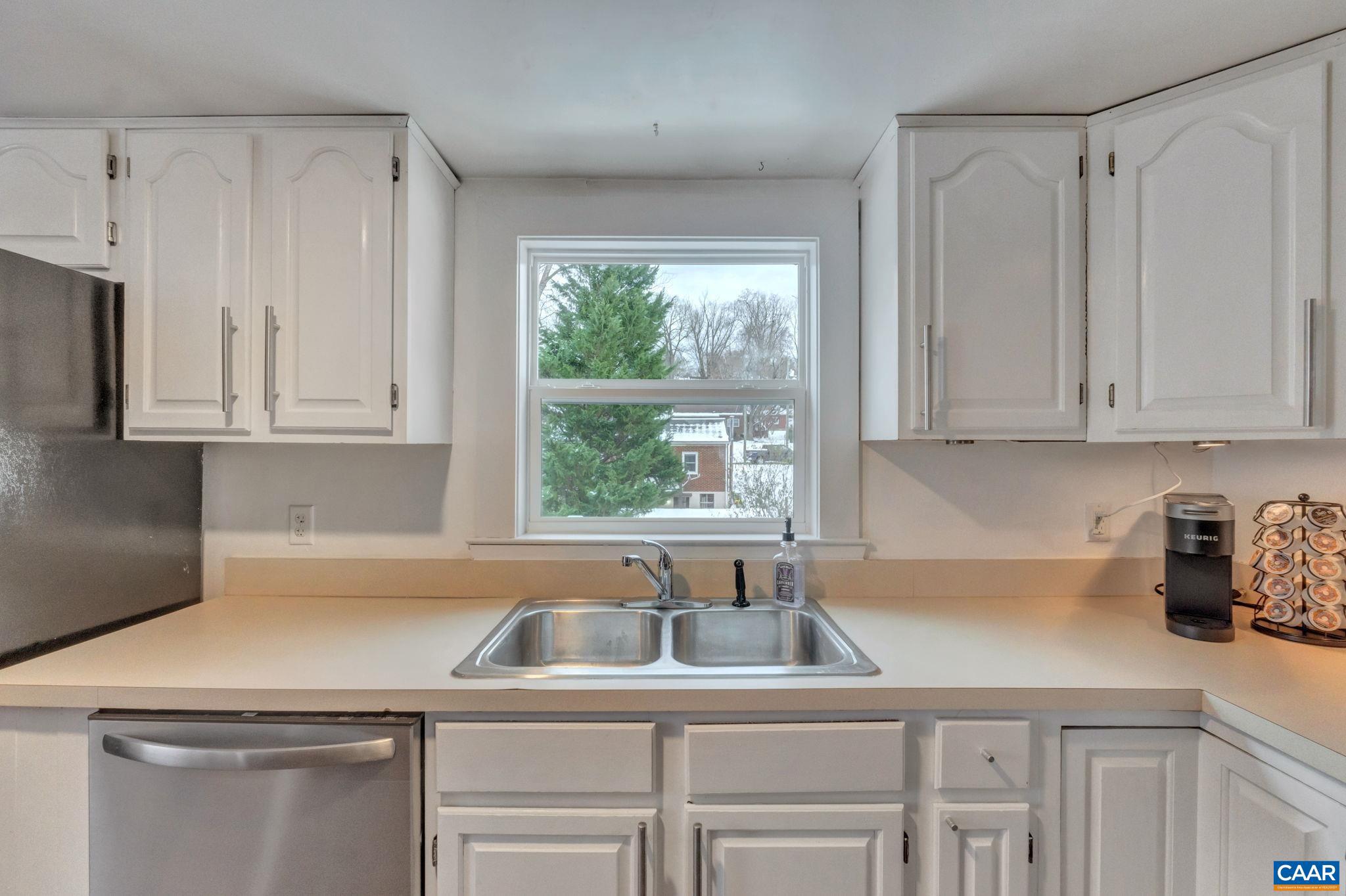 LOCUST GROVE - Residential