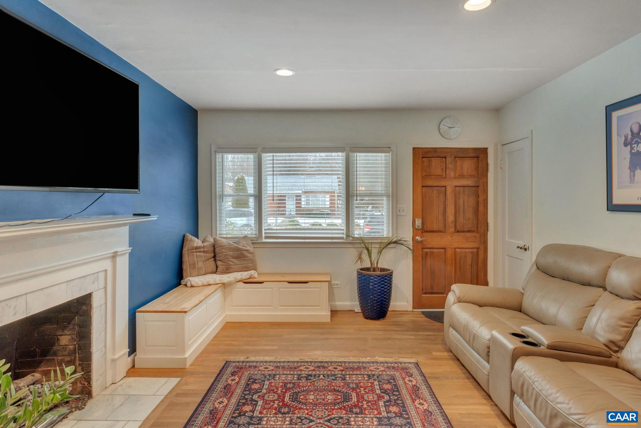 LOCUST GROVE - Residential