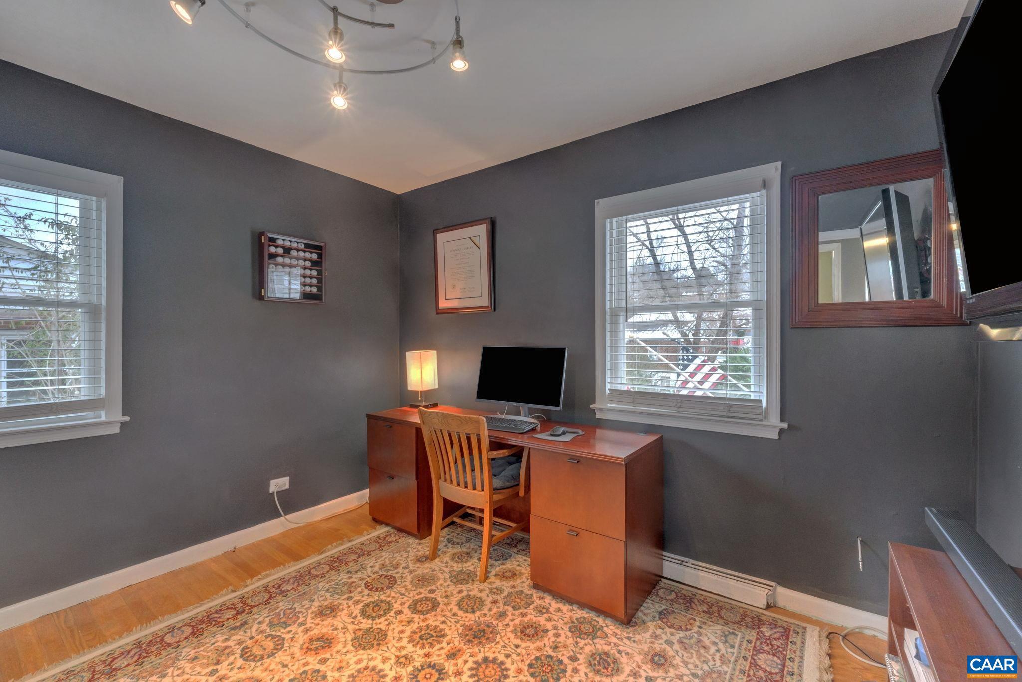 LOCUST GROVE - Residential