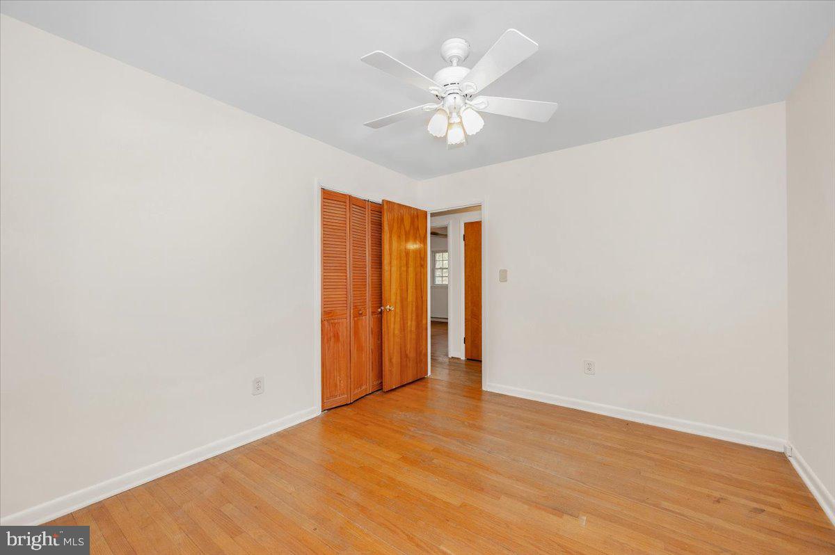 LAYTONSVILLE OUTSIDE - Residential