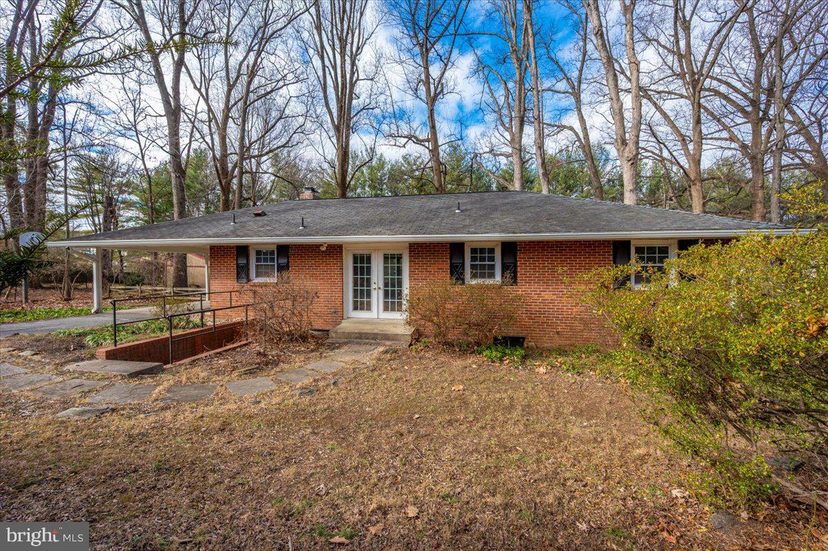 LAYTONSVILLE OUTSIDE - Residential