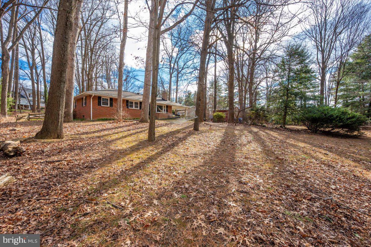 LAYTONSVILLE OUTSIDE - Residential