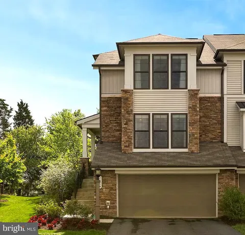 23534 Epperson Square, Brambleton, VA MLS: VALO2110754