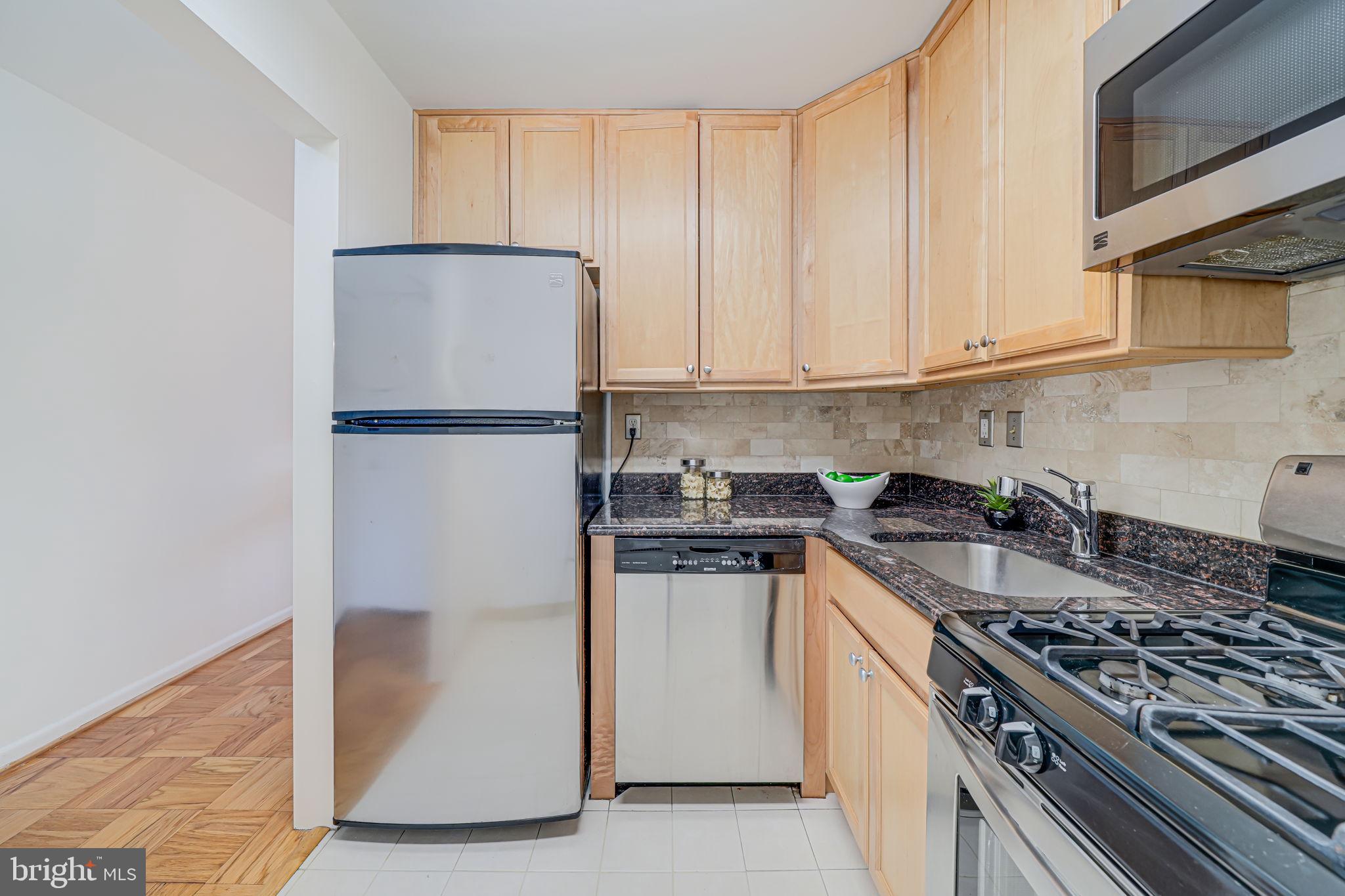 FOREST HILLS - Residential