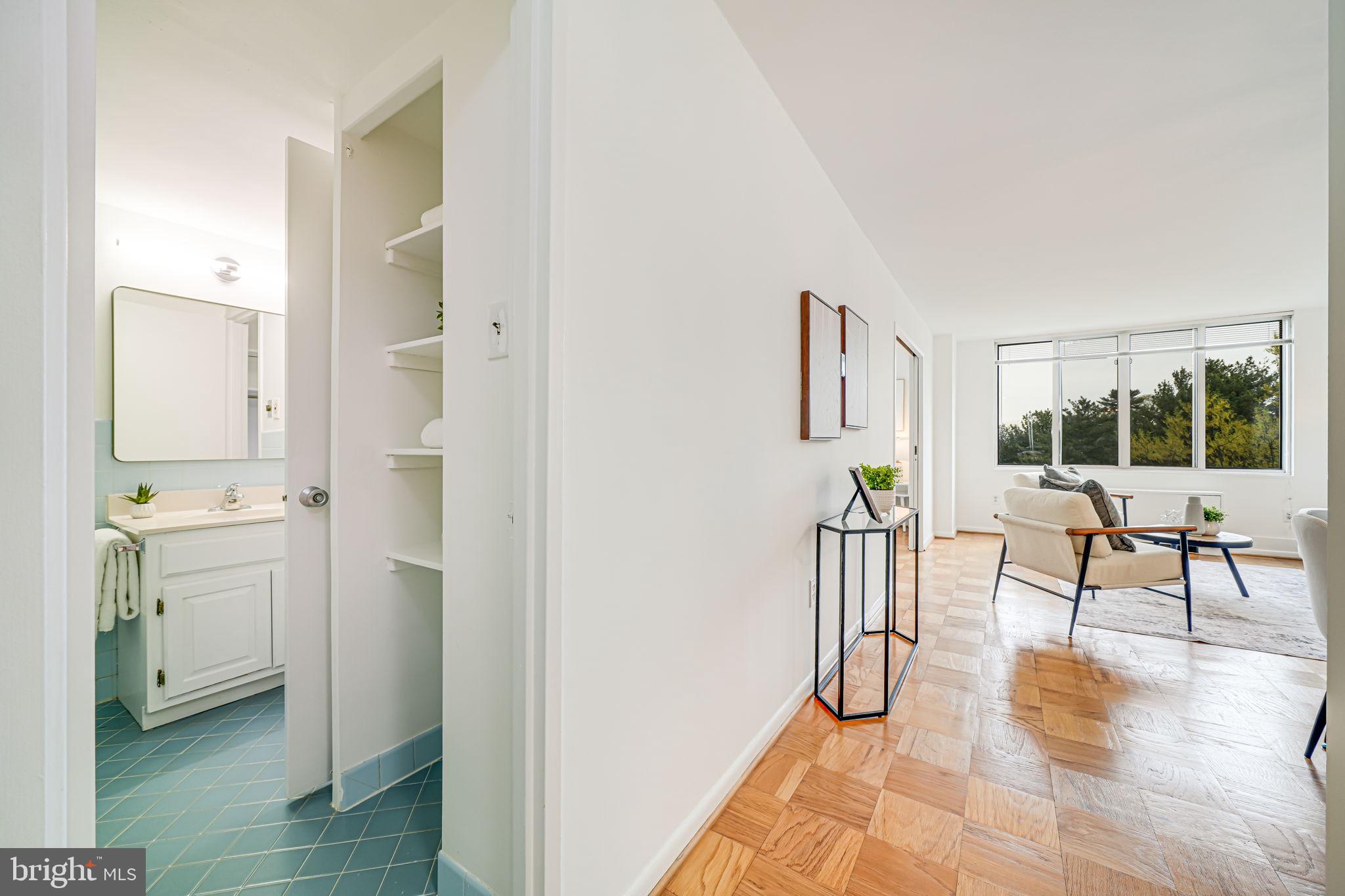 FOREST HILLS - Residential