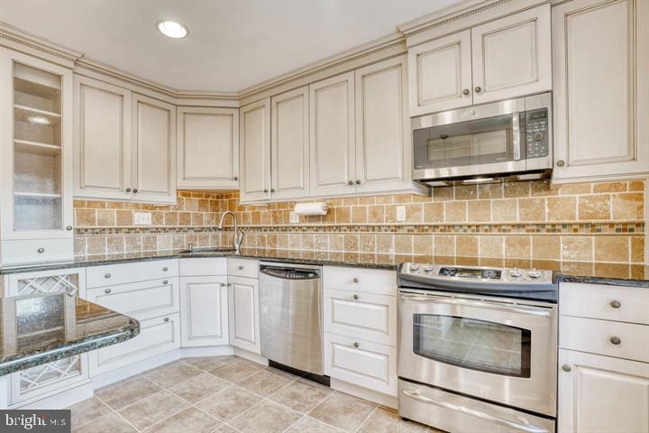 MAYS CHAPEL - Residential Lease