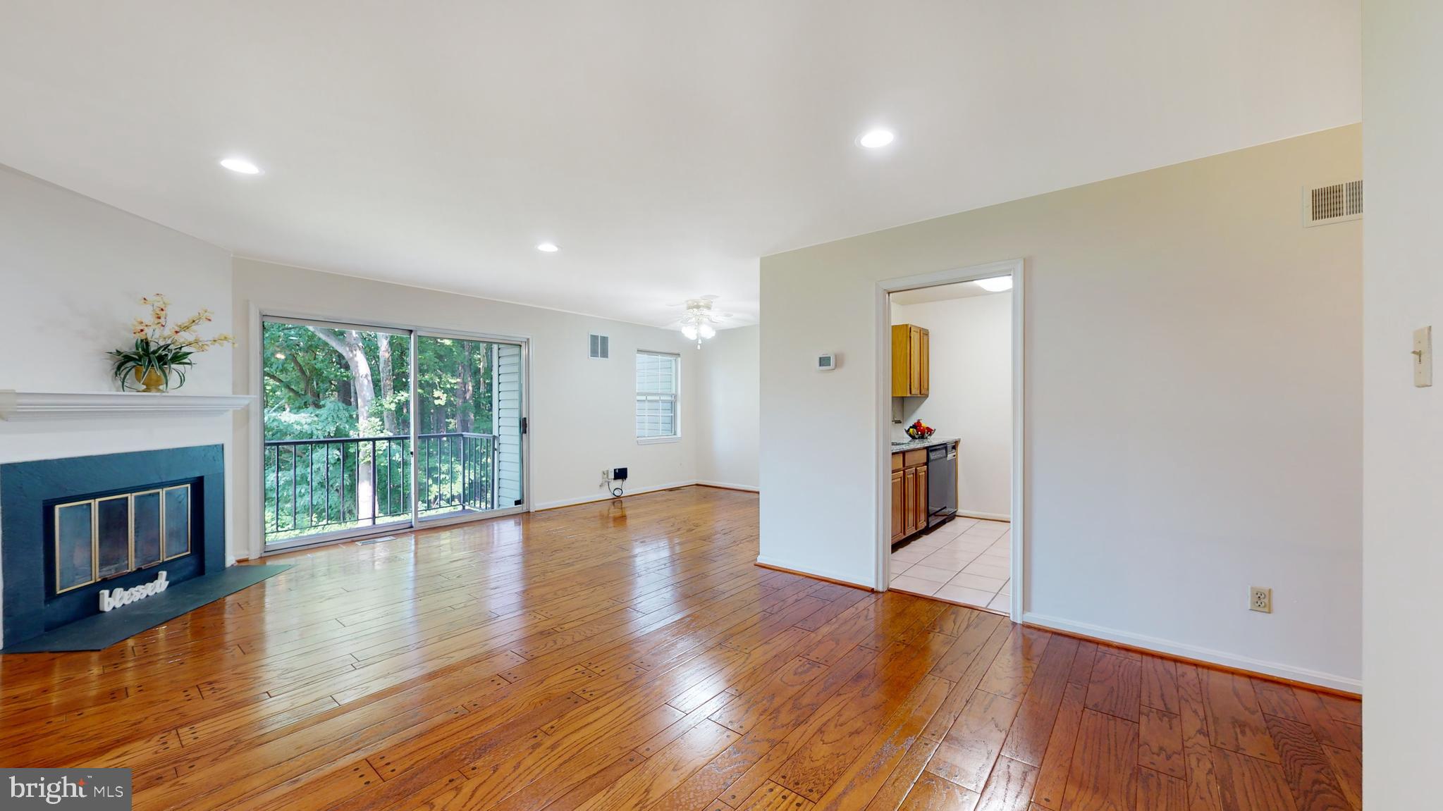 LAKESHORE - Residential