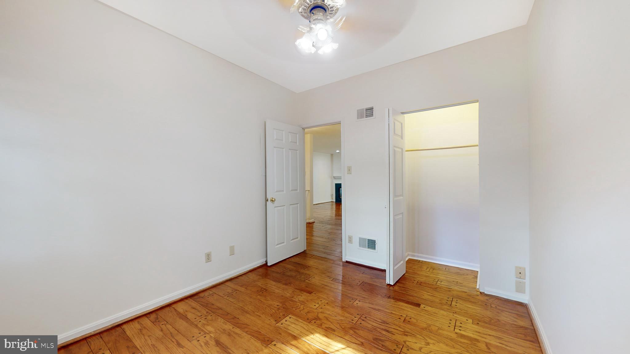 LAKESHORE - Residential